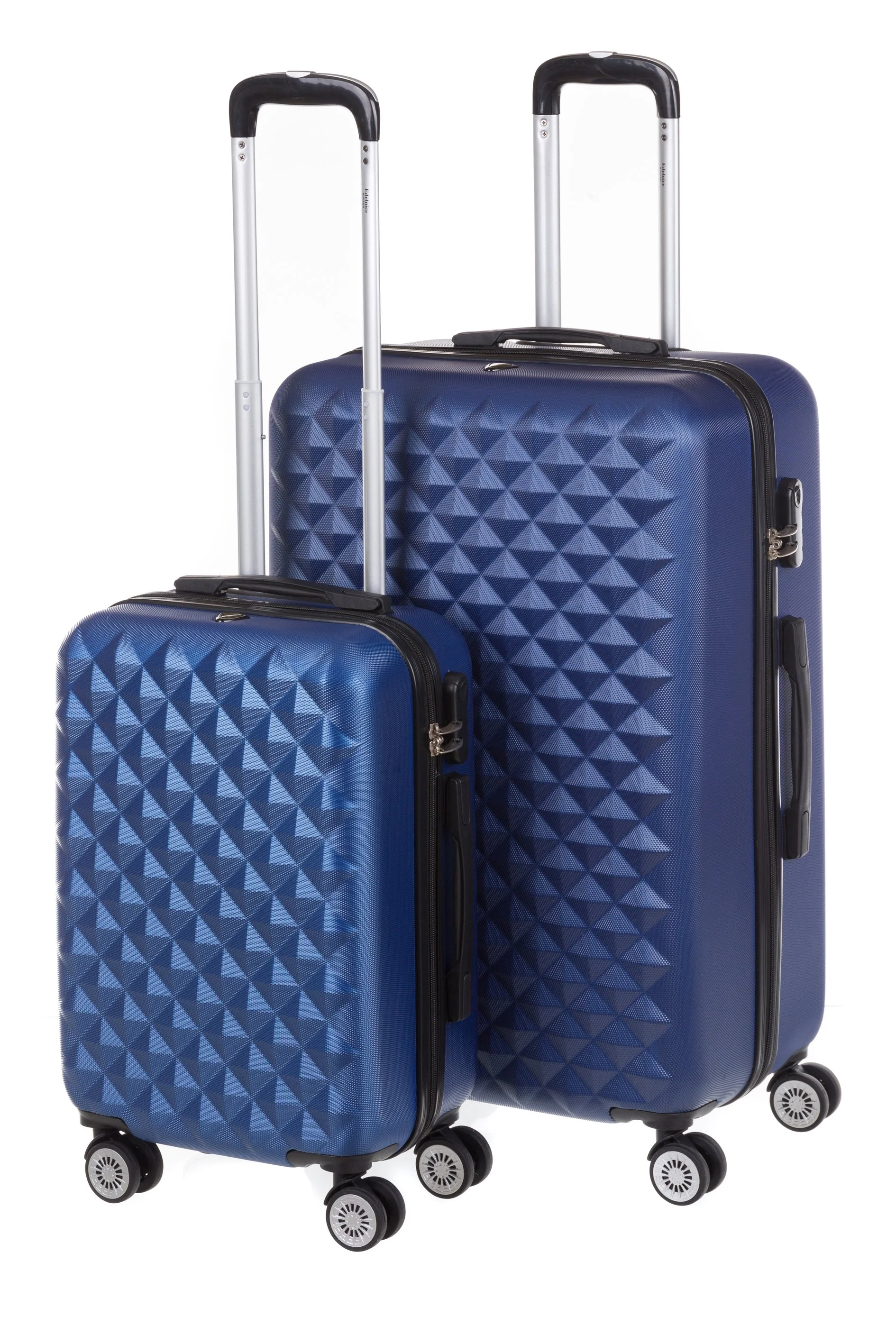 Zwei blaue Hartschalen-Koffer mit Rollen und Teleskopgriffen, größere und kleinere Größe, vor weißem Hintergrund.