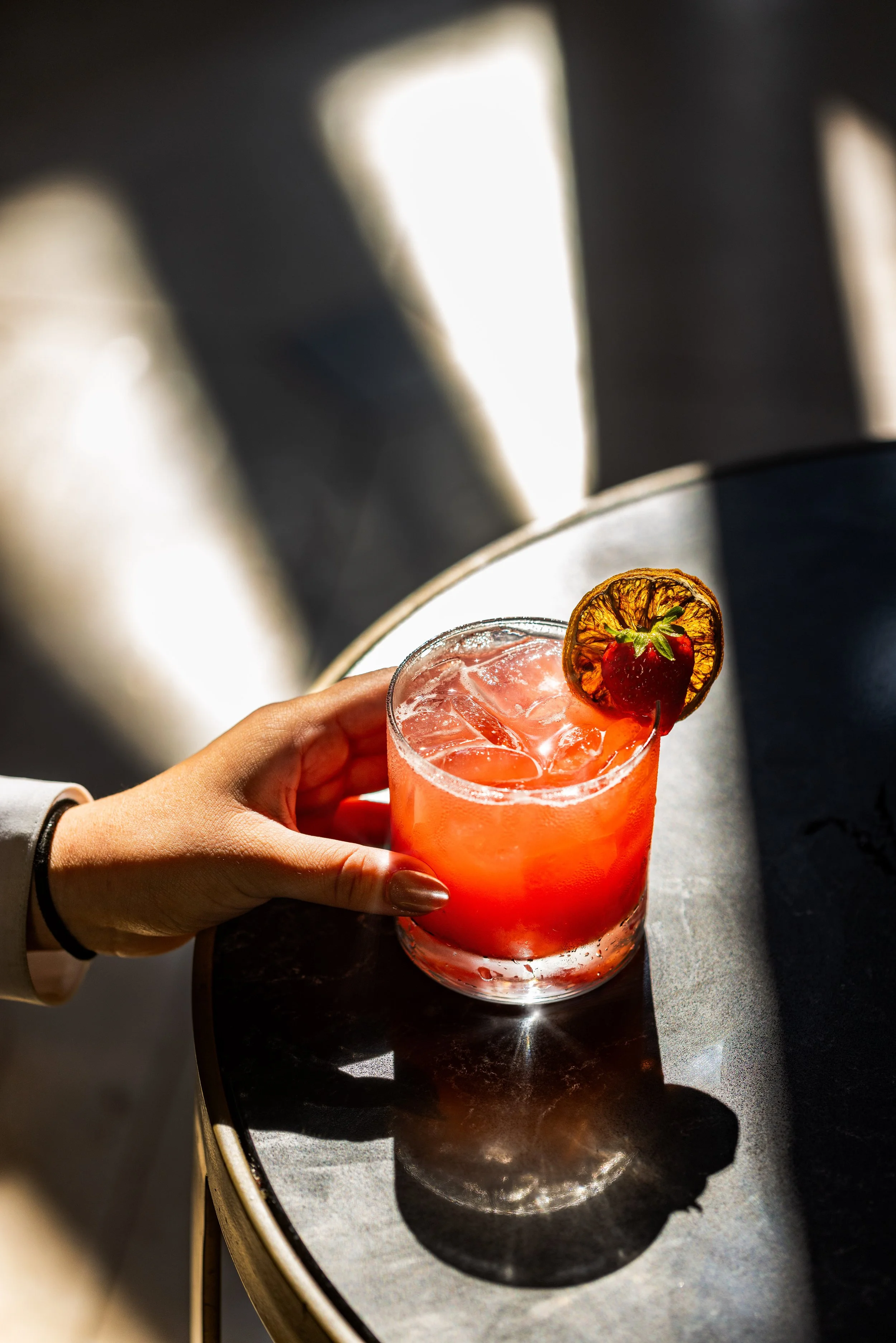 MissionInn-CaliLounge-NewCocktails-17091823.jpg