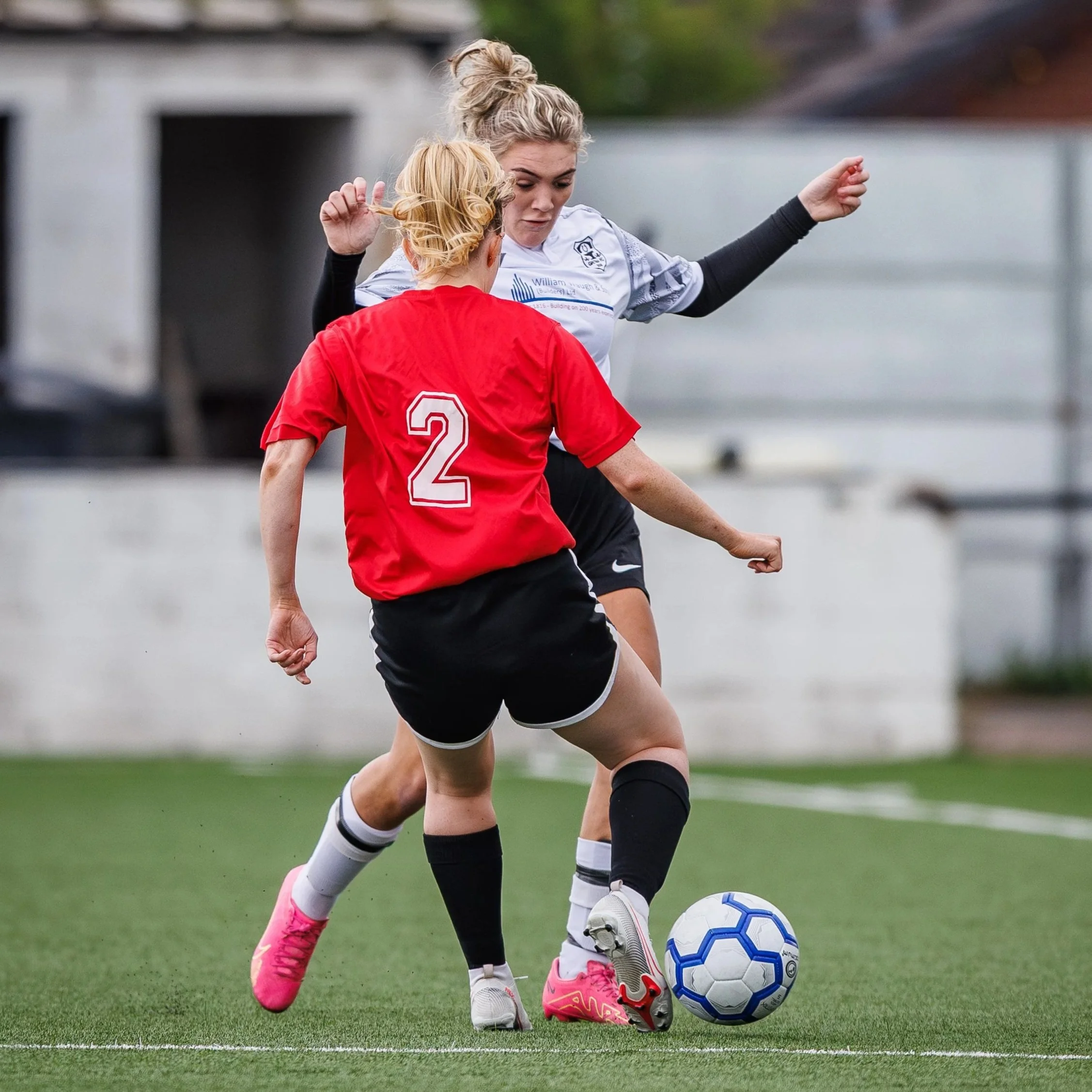 Women's Amateur / Semi-pro Football
