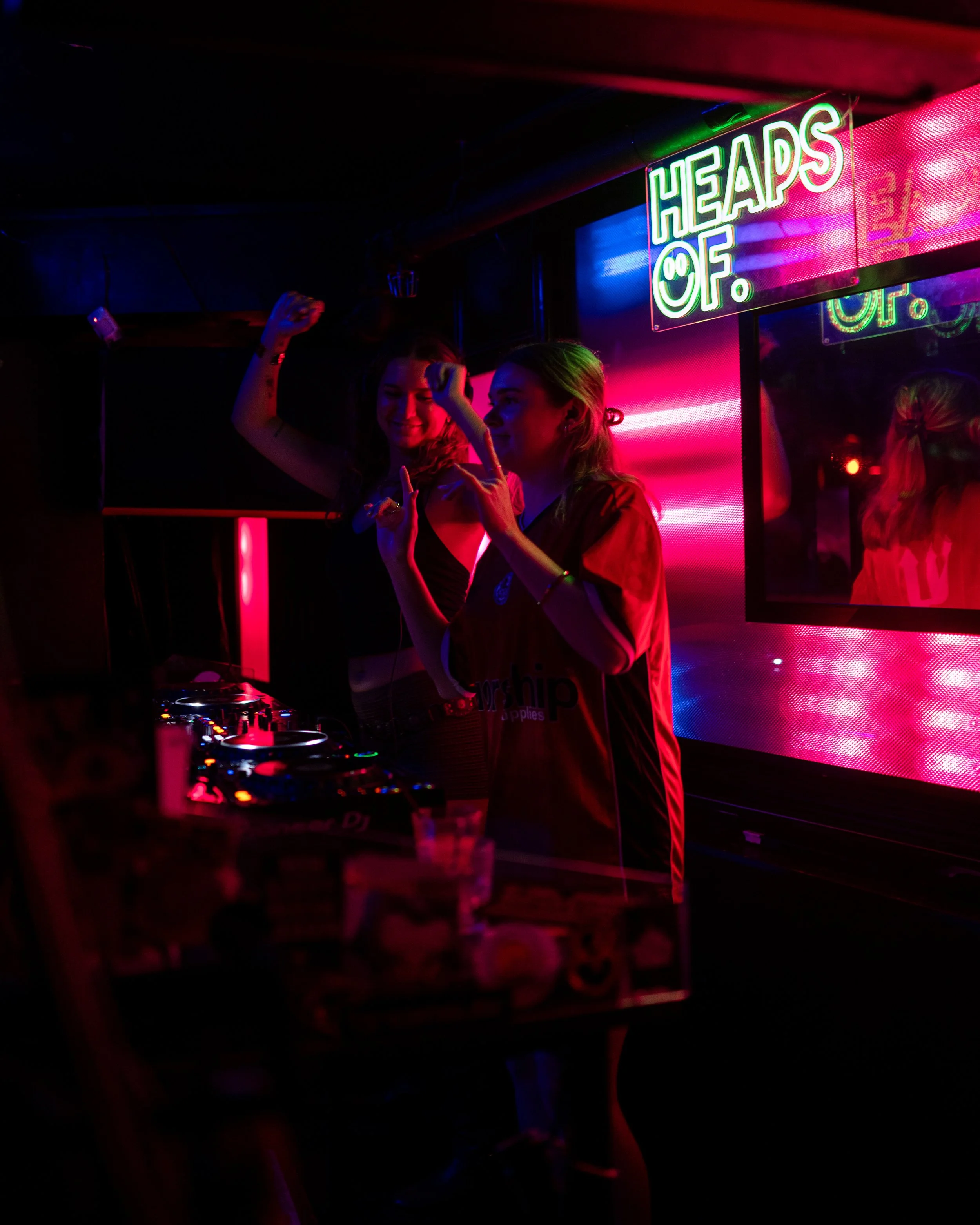 HEAPS OF 008-02455.jpg