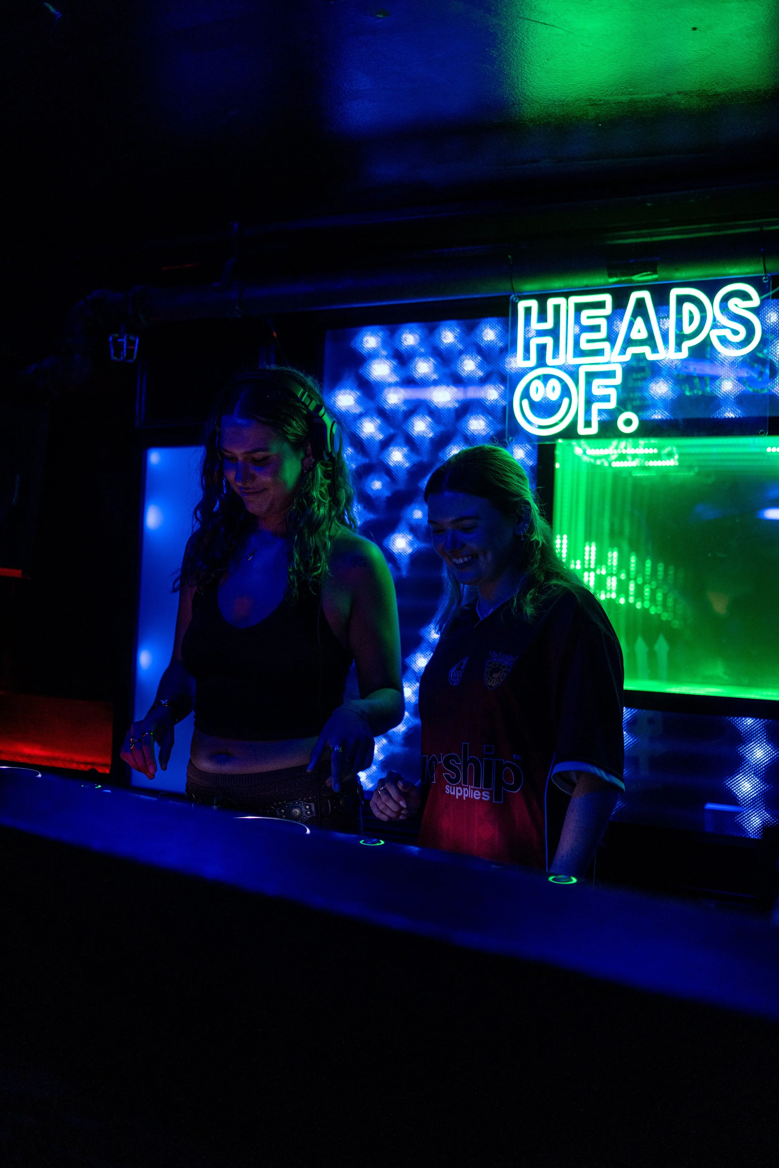 HEAPS OF 008-02447.jpg