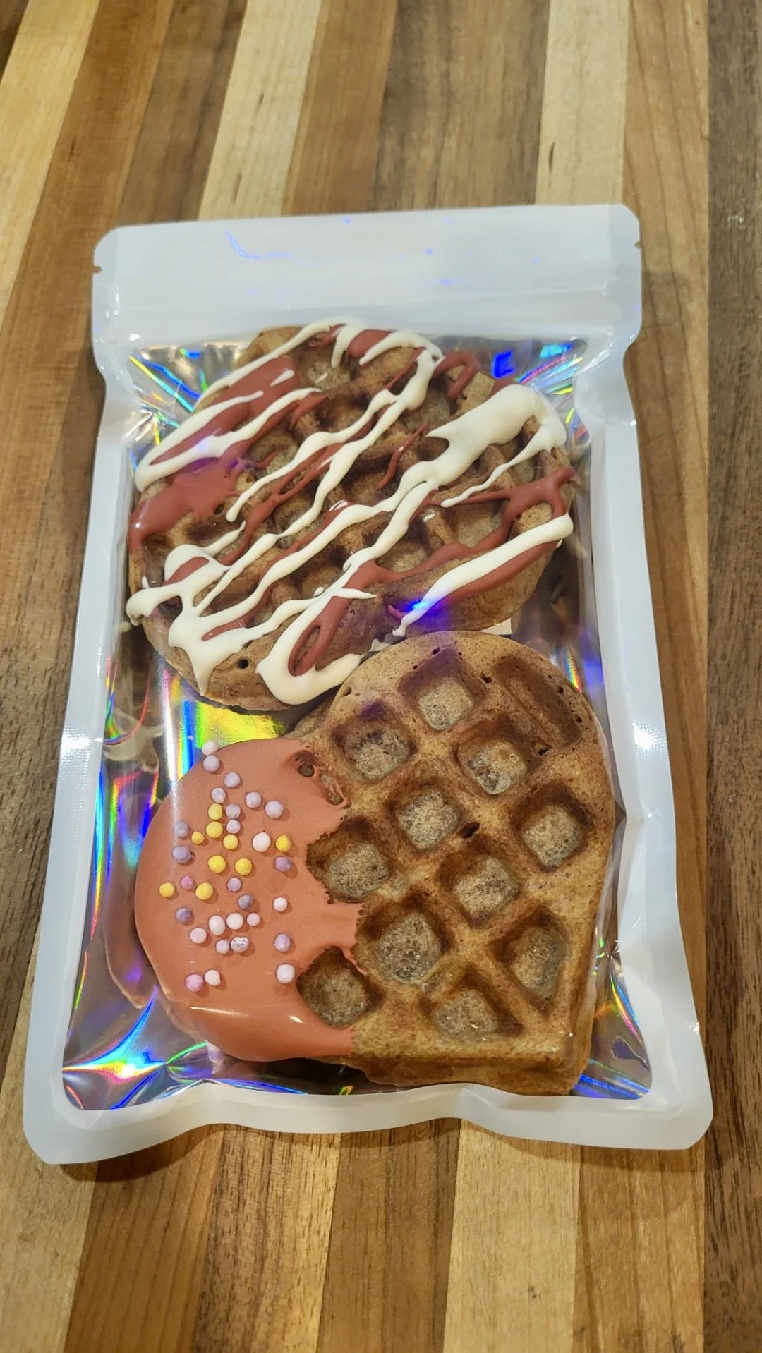 Woofles Barkery Bites - Iced Hearts