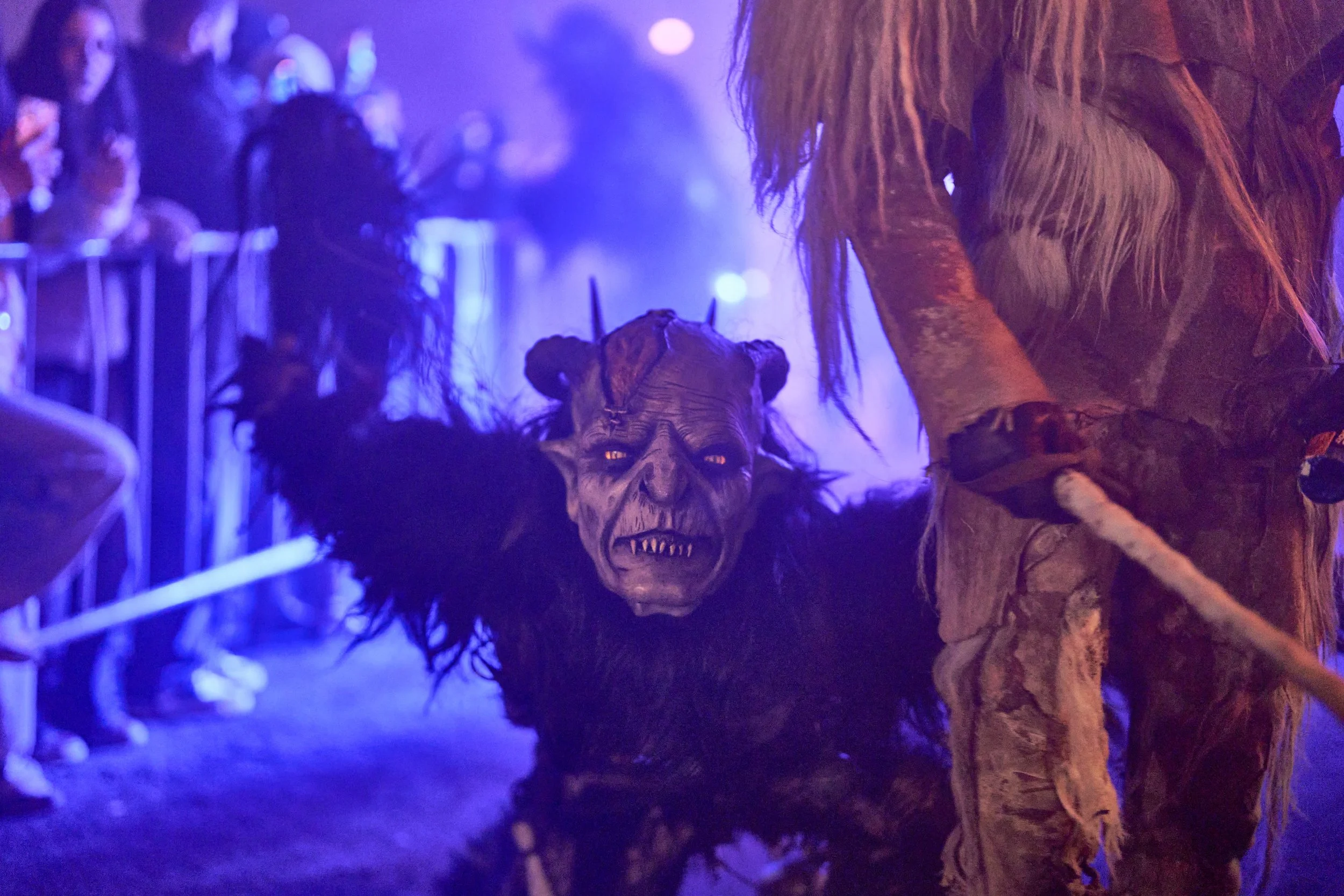 25-12-19 25-12-19 DSC05313 #2 Sony FE 50mm F1.2 GM (SEL50F12GM) #0 Sony FE 50mm F1.2 GM (SEL50F12GM).jpg