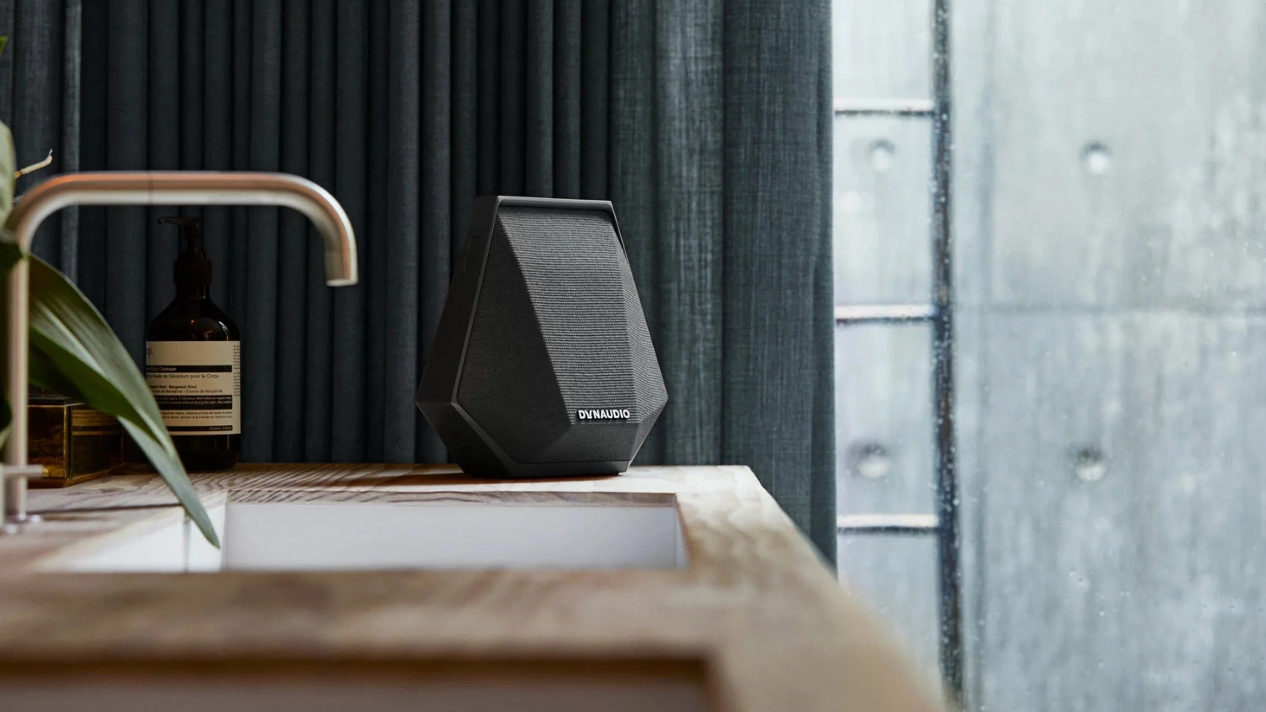 Music. Sound, shape * Dynaudio