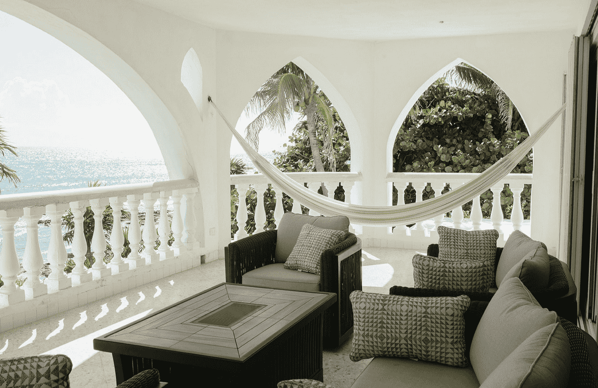 Common area balcony 2.png