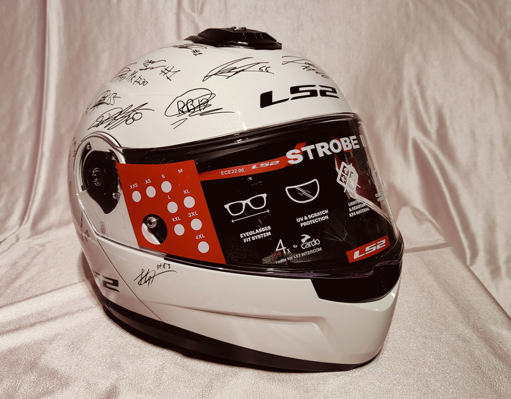 Charity Helm Versteigerung Streetbunnycrew