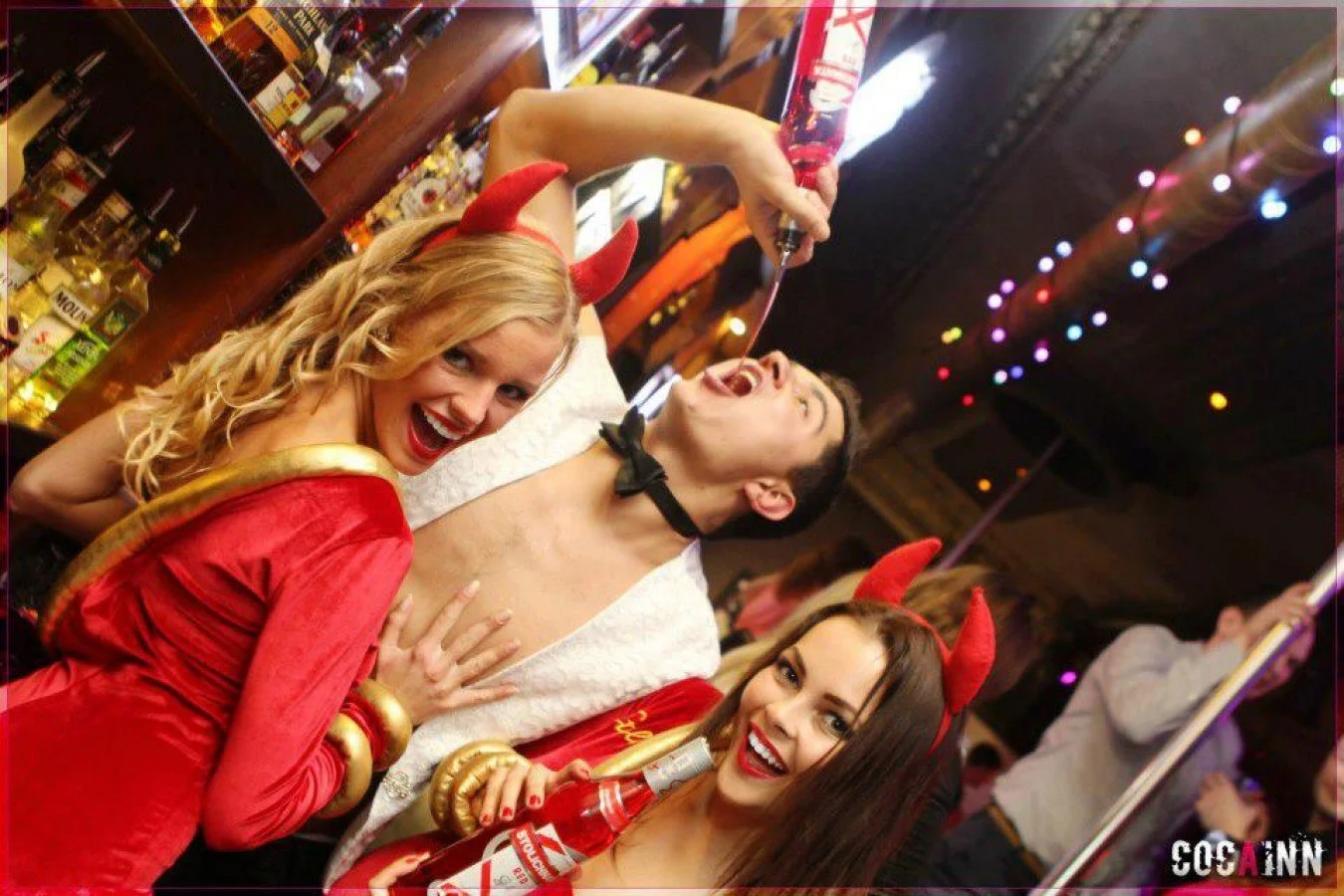 Stoli_-Red_2013_WOWpromo_4-1350x900.jpg