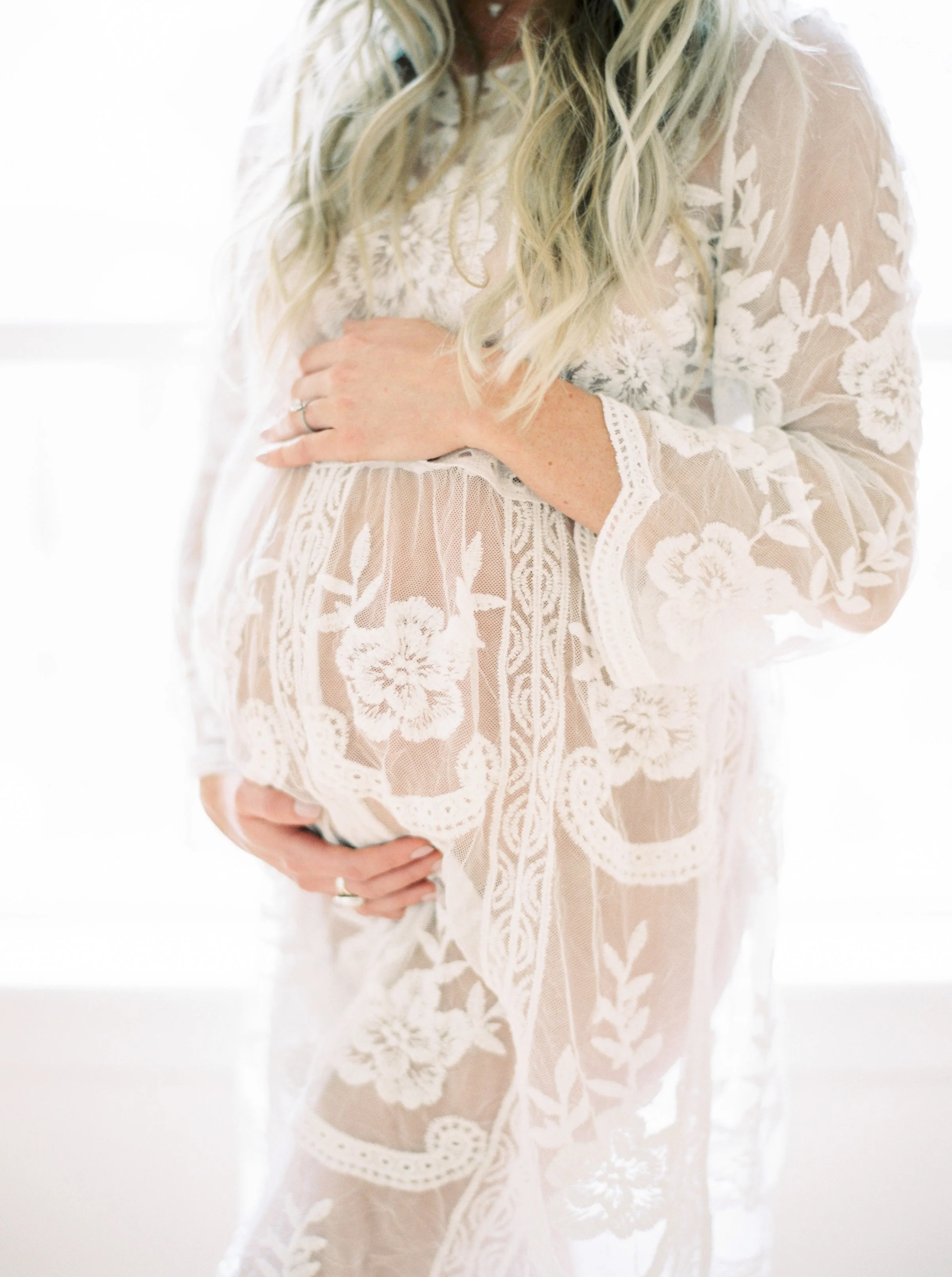 Pregnancy anxiety counseling and emotional support during pregnancy