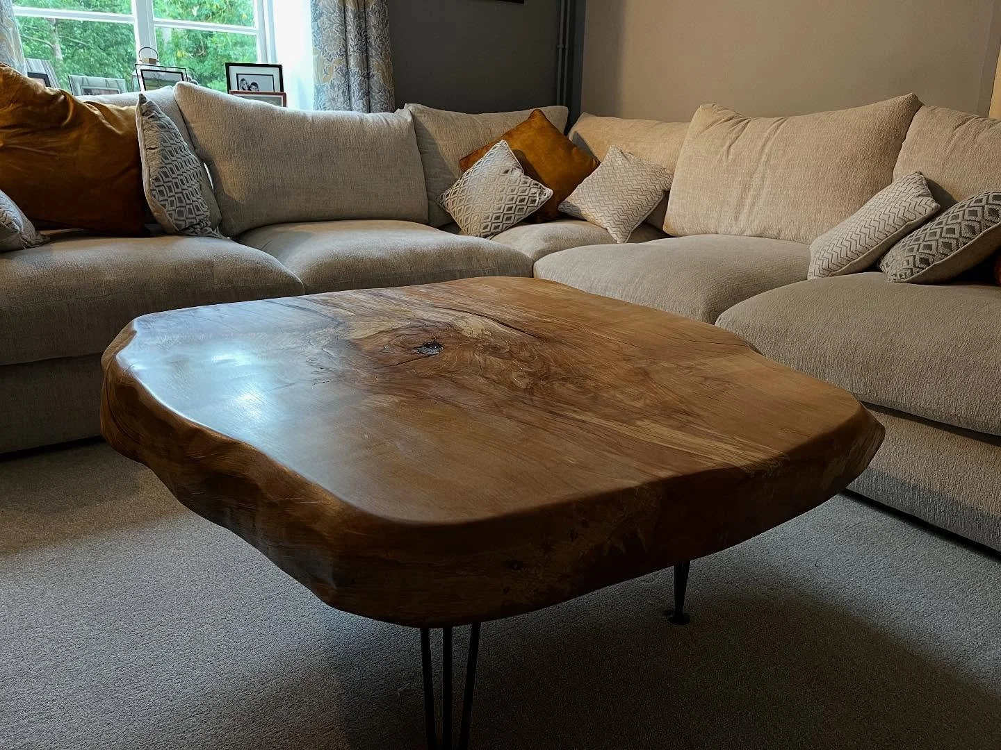 Beautiful spalted beech table in its new home! What a stunning coffee/occasional table - looks fantastic! Another brilliant handcrafted creation by Mike!!