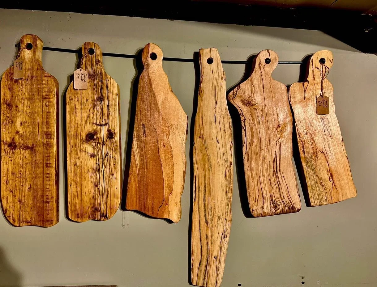 Lovely Spalted Beech Serving Boards! Perfect gifts for any occasion! #naturalwood #handmadeuk #bespoke