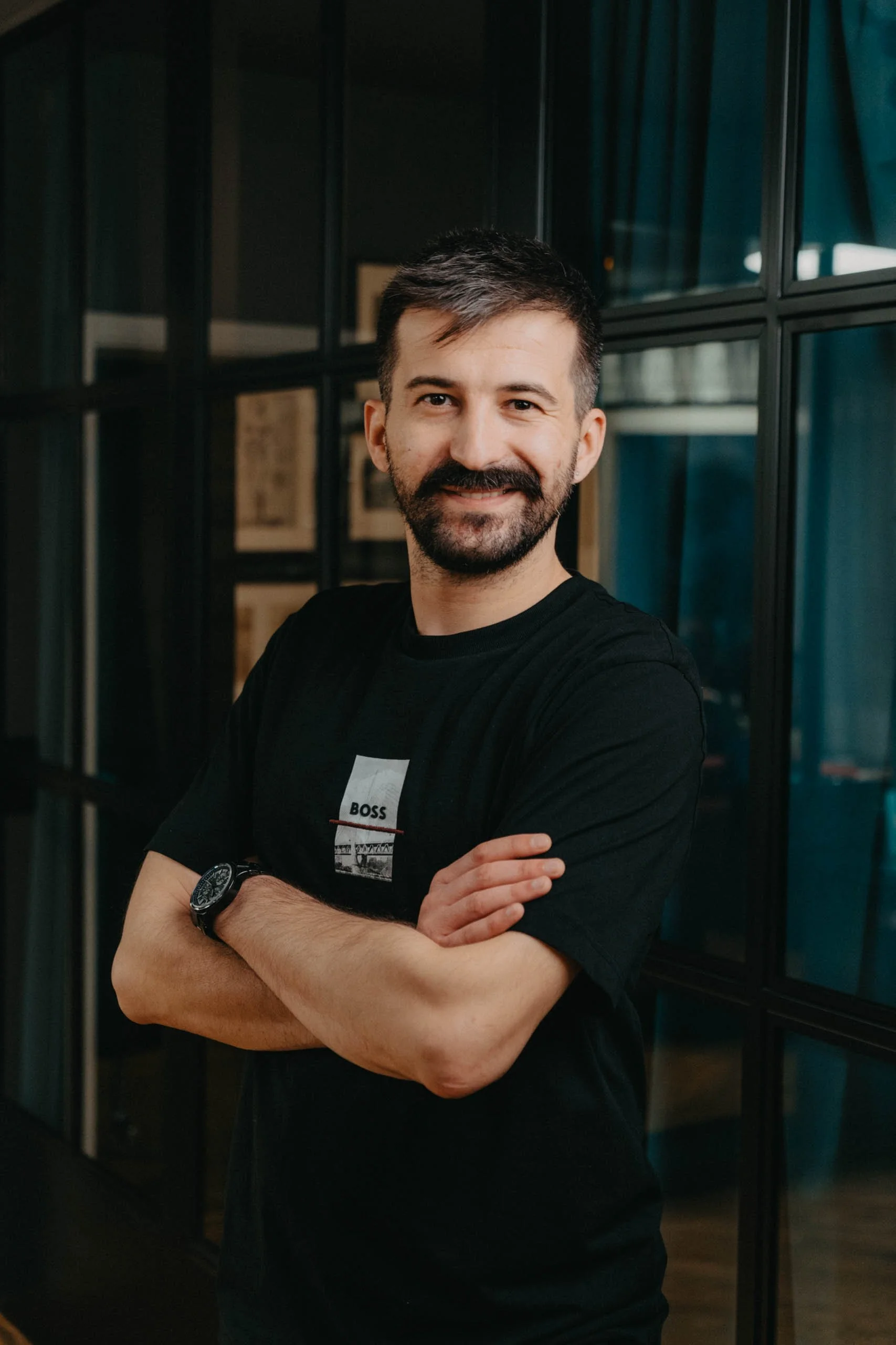 Physiotherapeut, Portrait  in Frankfurt. Elegant und Professionell.