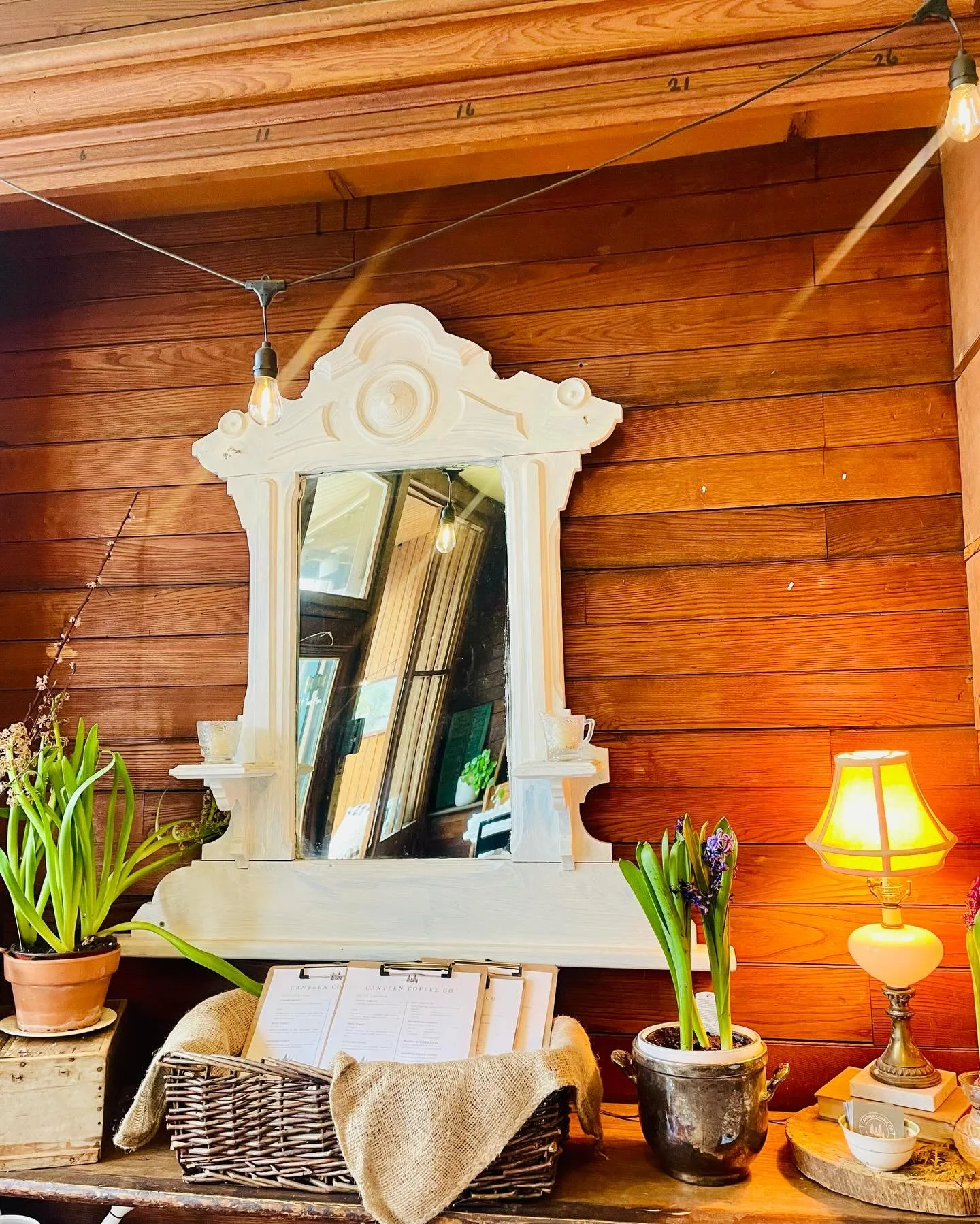 Happy Thursday! 

I&rsquo;m late to the party with our weekly specials, as it&rsquo;s been a busy week of afterschool walks, spring cleaning, front porch ice creams, and prepping for the shop. We&rsquo;re getting into the St. Patrick&rsquo;s Day spir