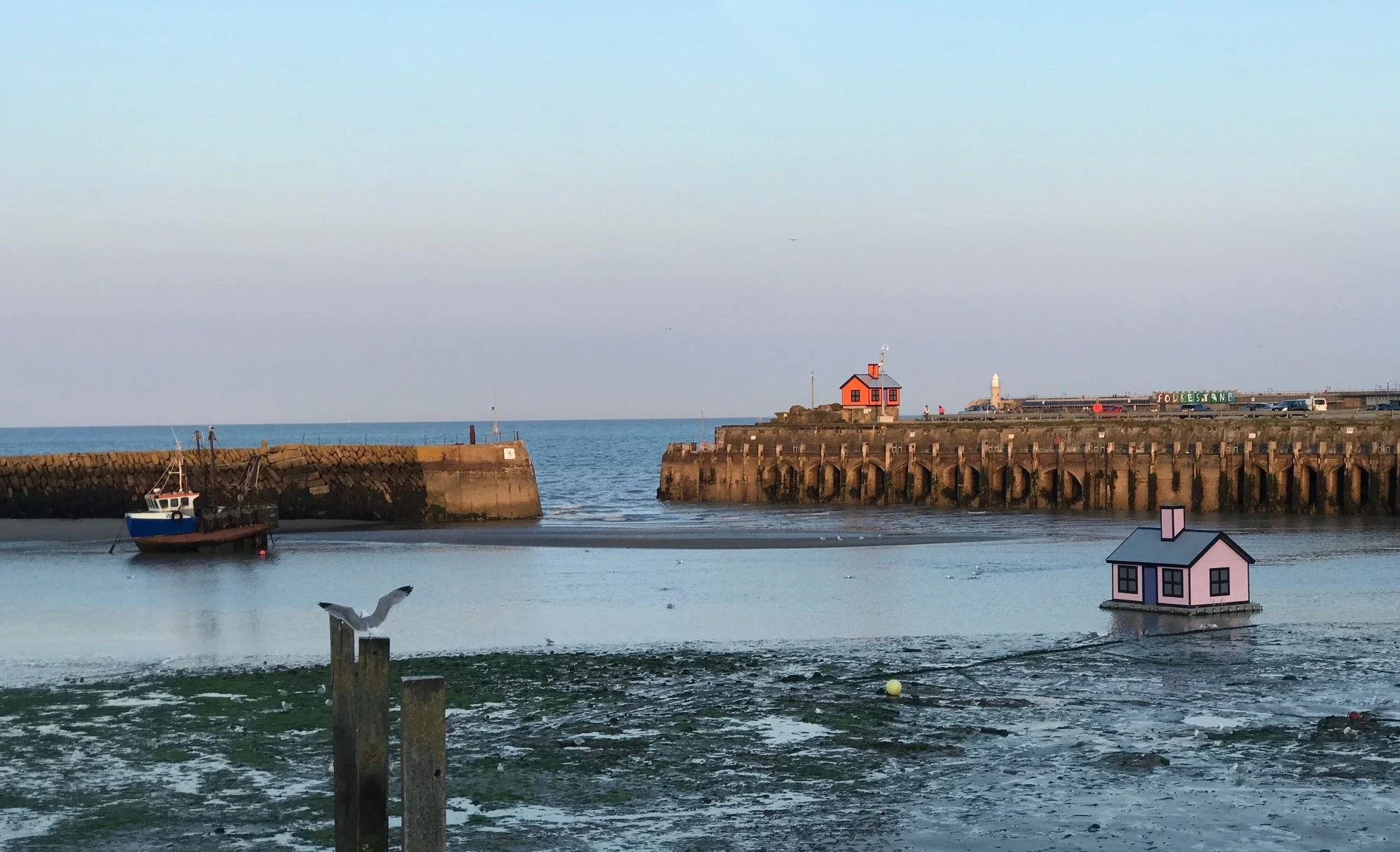 Folkestone Triennial Public Art / Small things matter… Photo Credit: B Hamilton, AIA