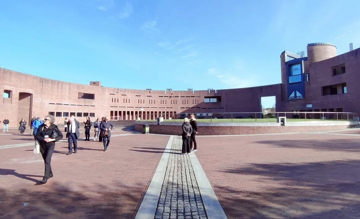 5 WhatsApp Image 2025-04-13 at 12.40.31_3f27e9dc Maira.jpg