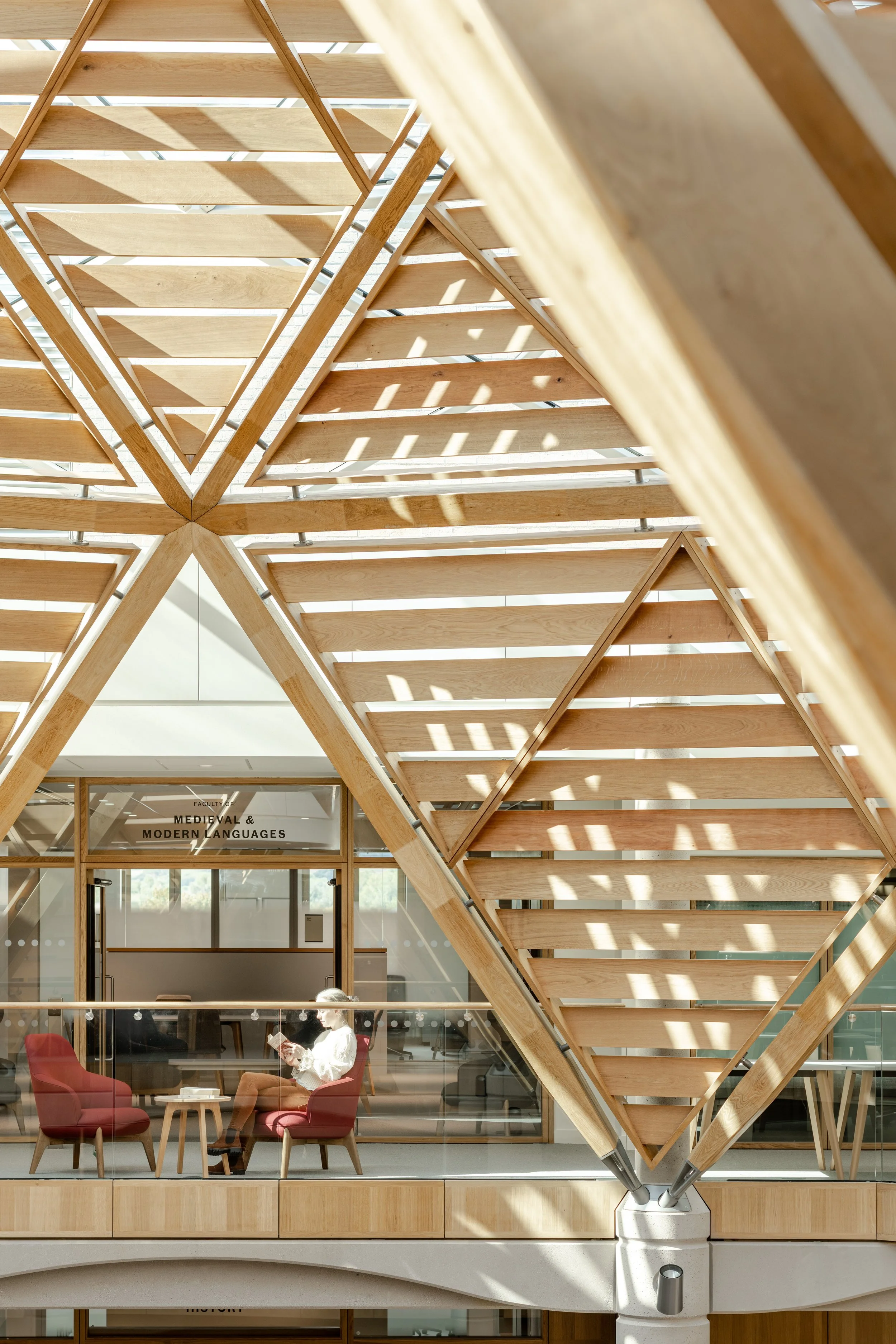 Building Tour - Schwarzman Centre for the Humanities by Hopkins Architects