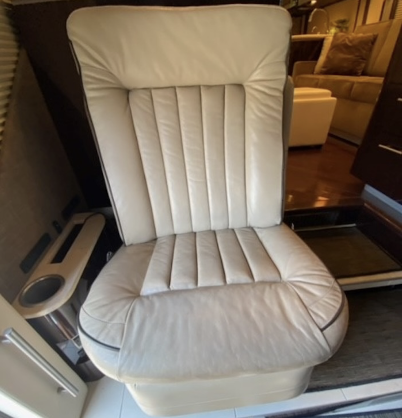 2012 Featherlite 5.png