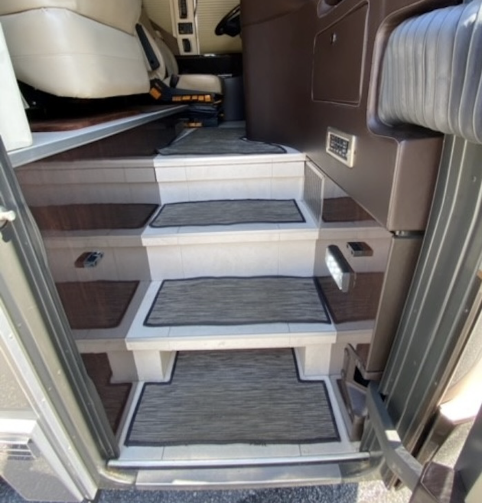 2012 Featherlite 4.png