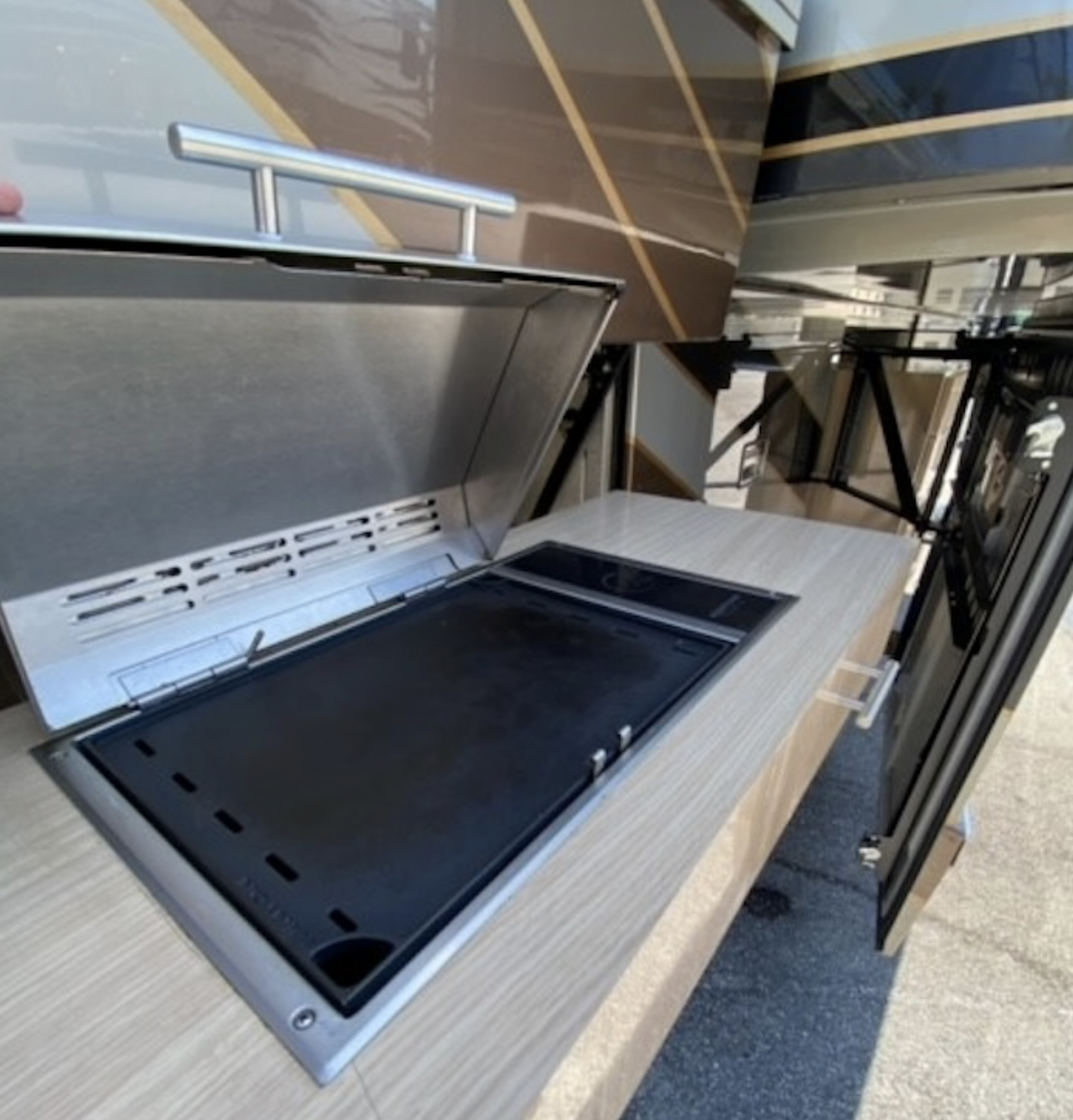 2012 Featherlite 39.png