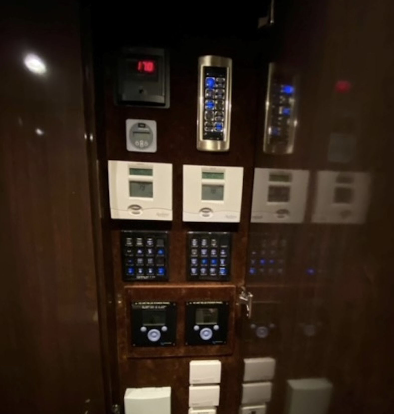 2012 Featherlite 22.png