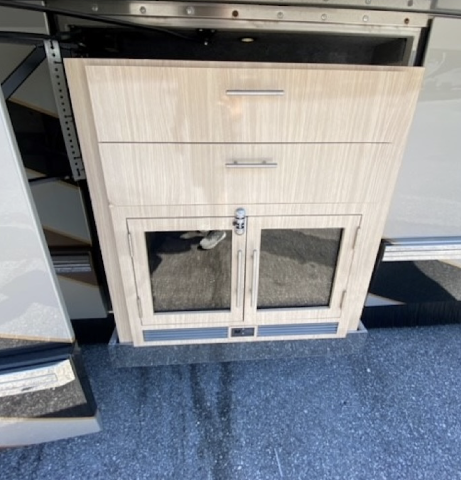 2012 Featherlite 36.png