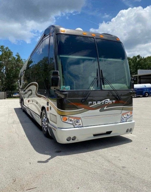 2010 prevost 3.jpg