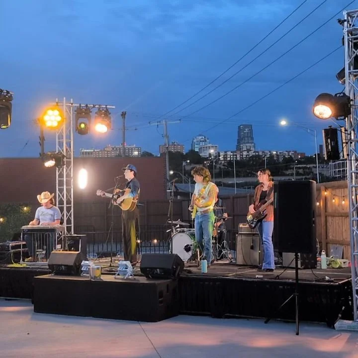 The vibe for HWBA pig roast was tops 
Amazing food. And a soundtrack to match provided by @westerncutskc 
Shout out to the homies at @phaseshift_audio for making it sound perfect