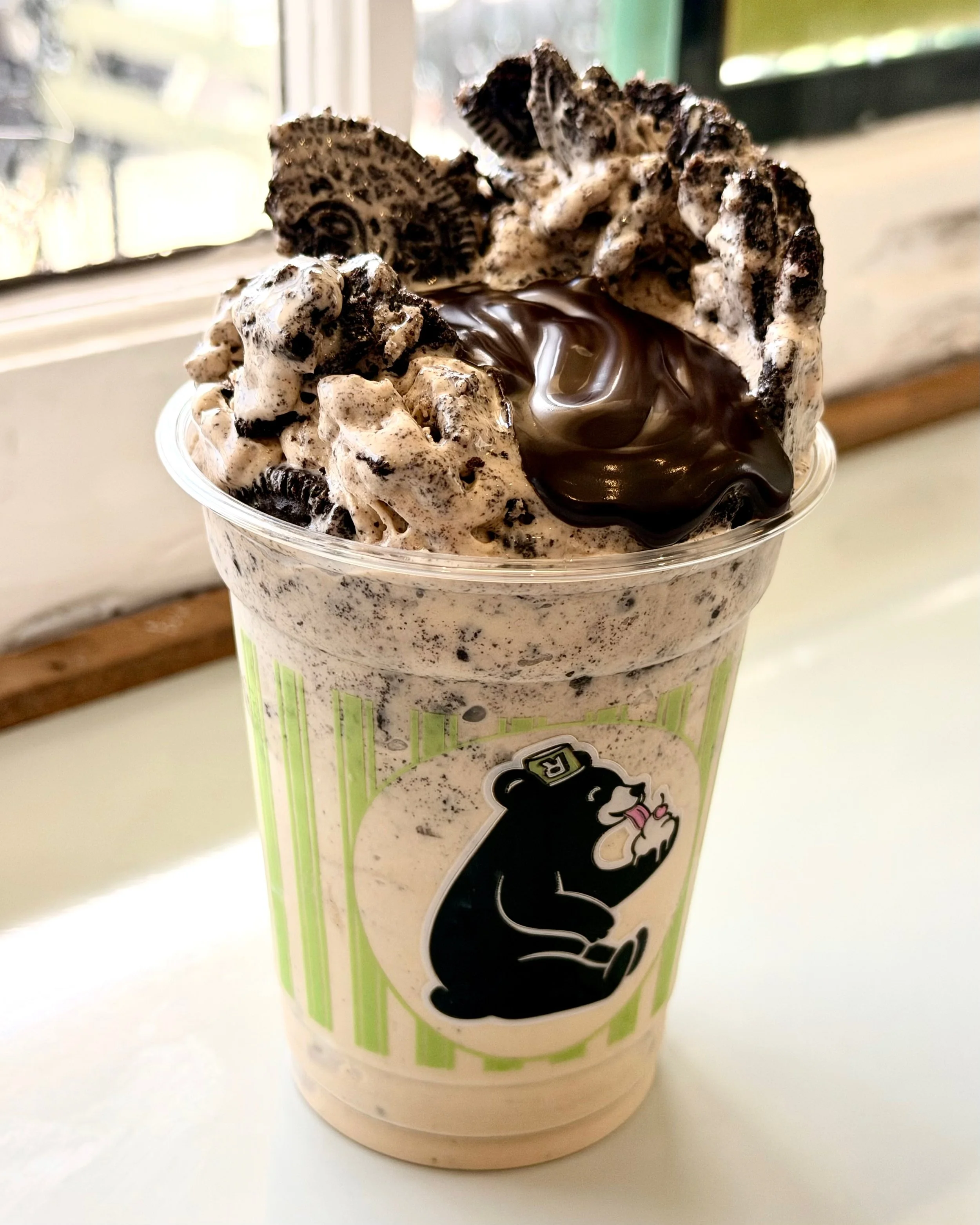 It's back, y'all!!! 
Our @congregation_coffee collab, Congregation Crunch Round 2, today!
We made even more this time, but don't be surprised if this one sells out again!! 

Amazing on its own or in an Oreo Overload Spinner! 

Congregation Crunch: Co