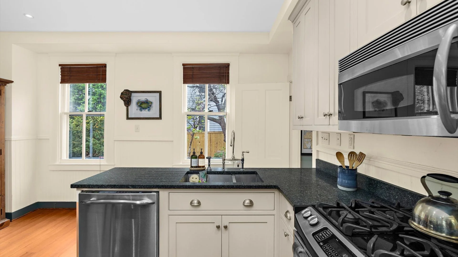 234-JMRealEstatePhotos_2B5A5544 (41).jpg