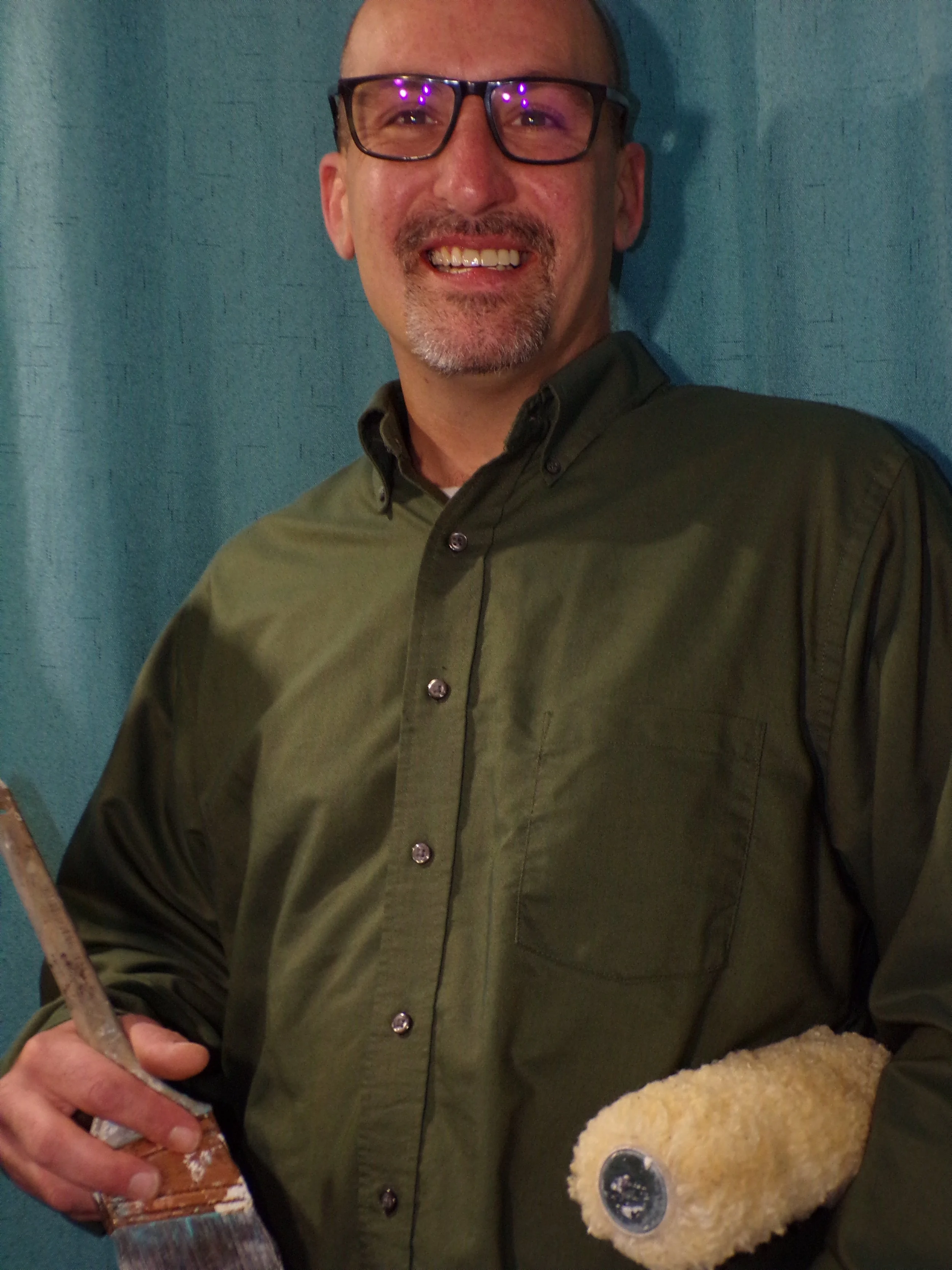 Jon Letrud getting ready to paint.