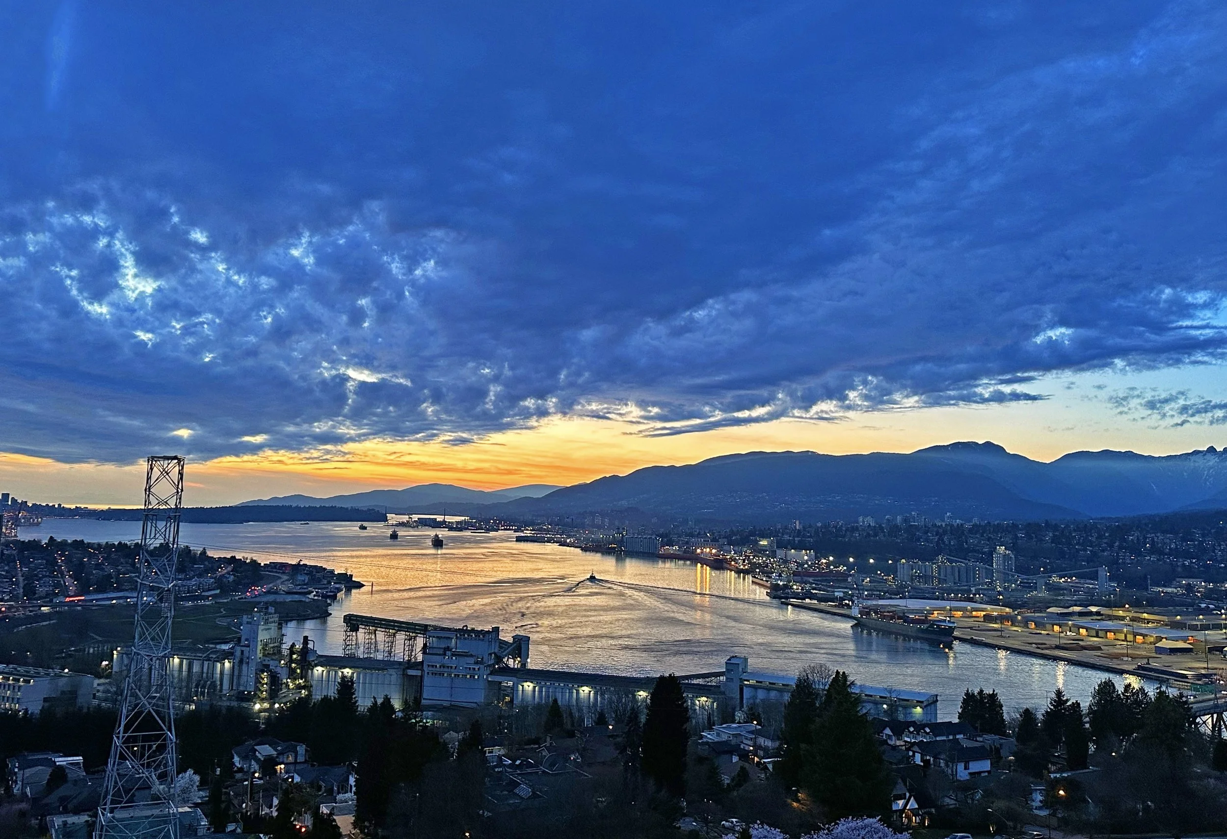 2024-03-24 Sunset 7-47 pm.JPG