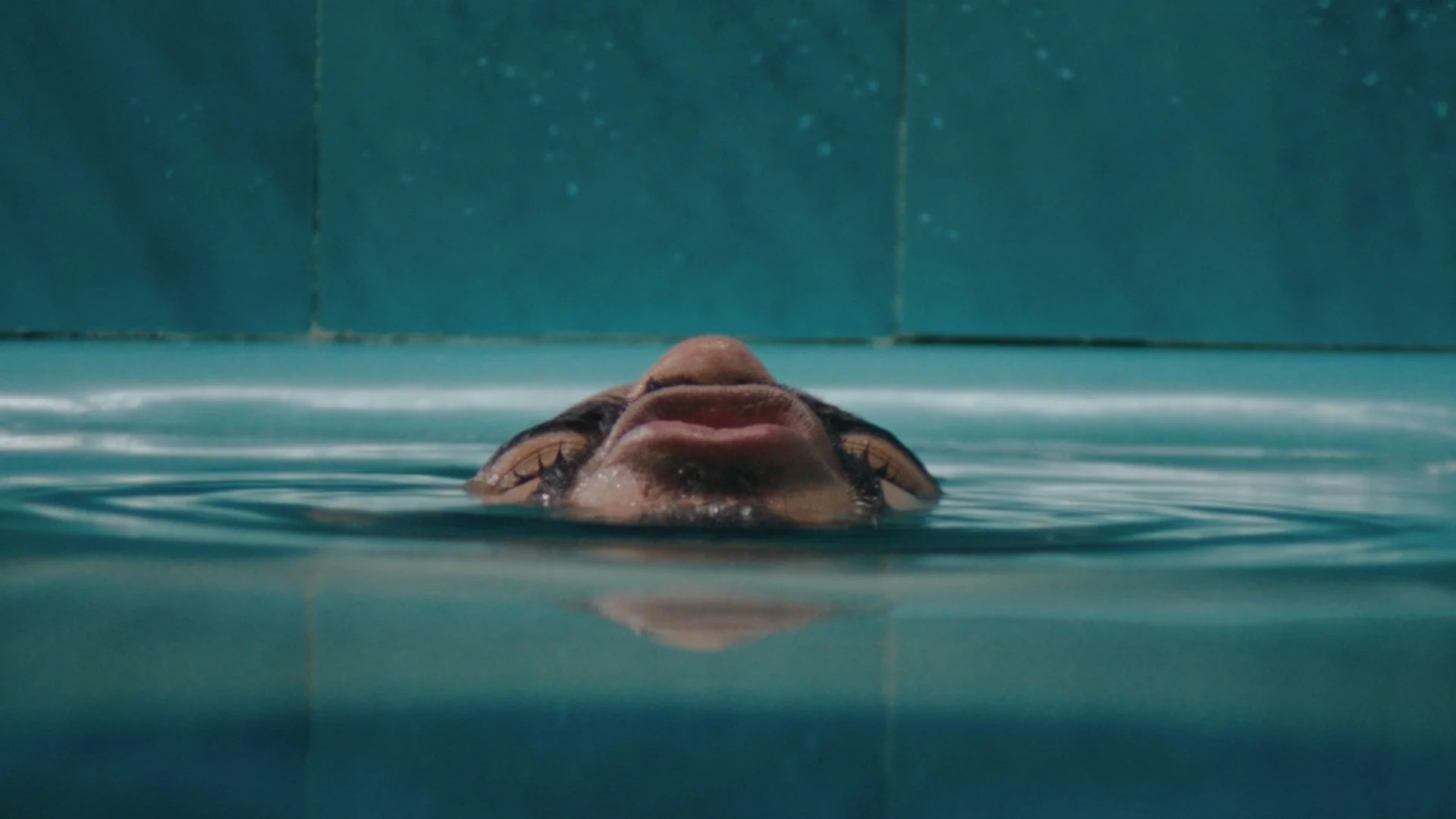 Kaundamani Still_1.1.37.jpg