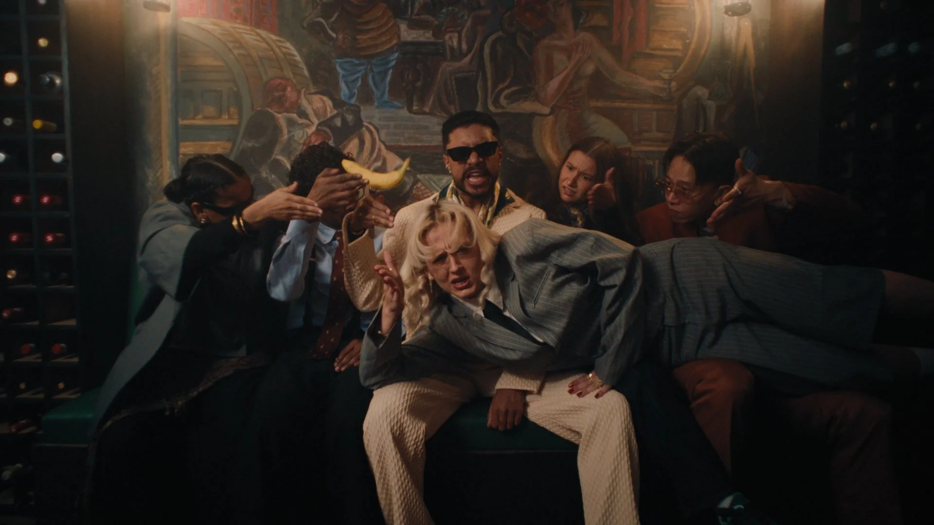 Kaundamani Still_1.1.32.jpg