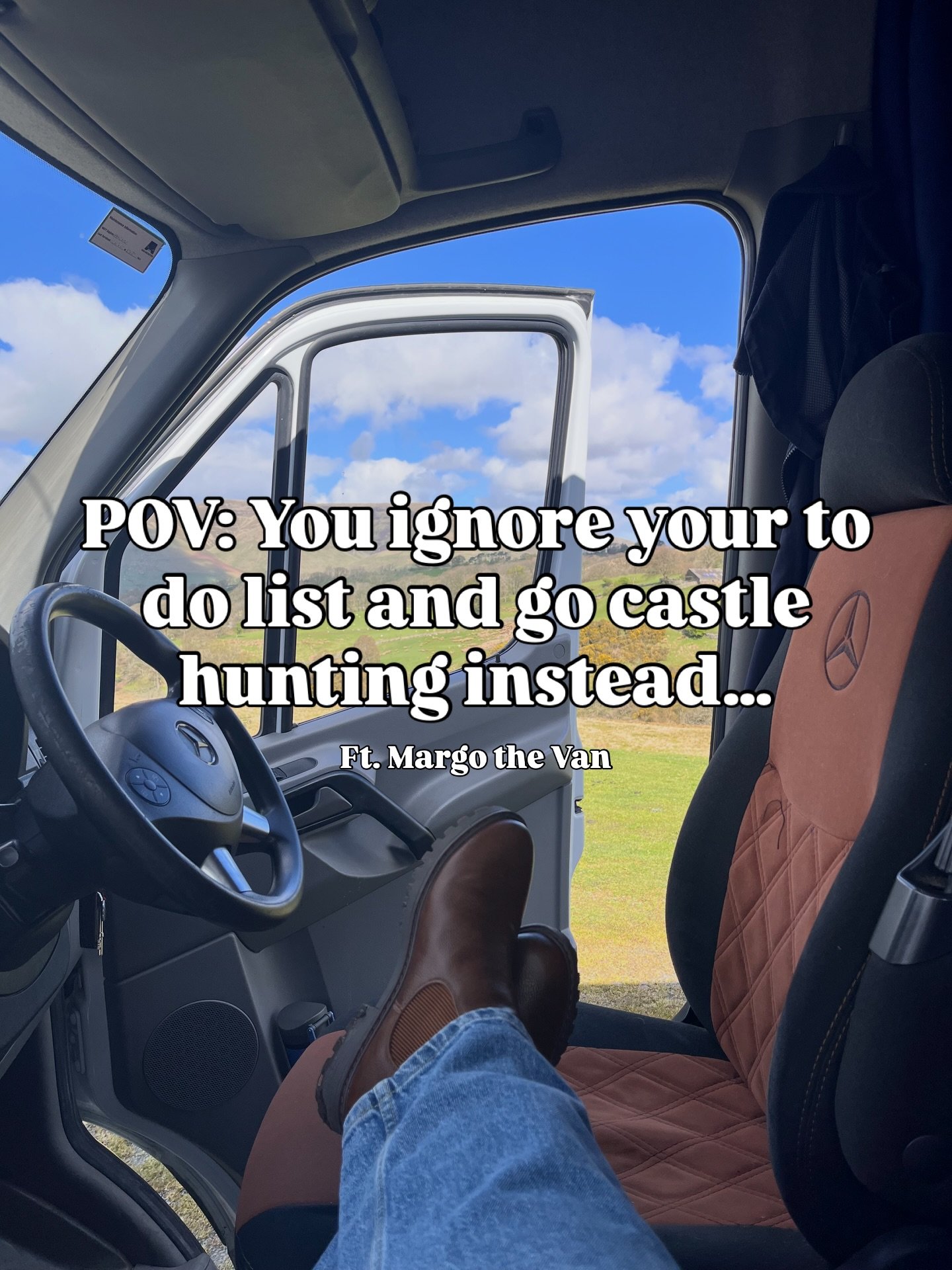 The to do list can wait when there&rsquo;s castle ruins to explore 🥾 🗡️ ✨ 

📍 Pendragon Castle, Mallerstang Dale, Cumbria - legend says it was built by Uther Pendragon, King Arthur&rsquo;s Dad. Built sometime in the 12th Century. (Snaps 4 &amp; 5)