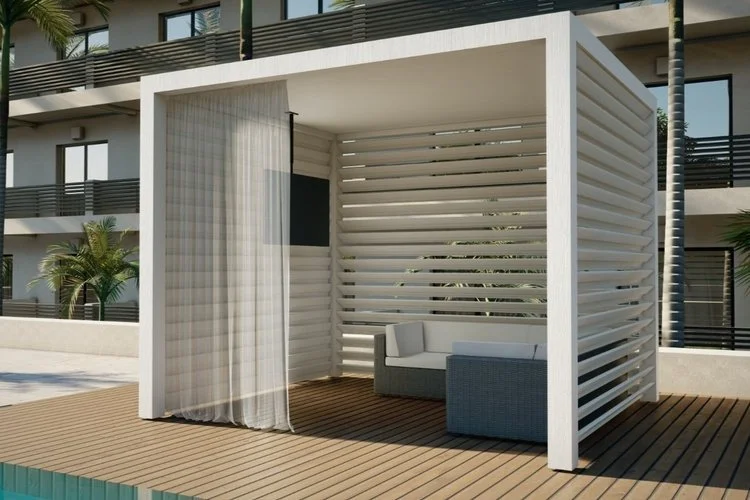 Shade Features supporting relaxed outdoor entertaining in Stony Brook, NY