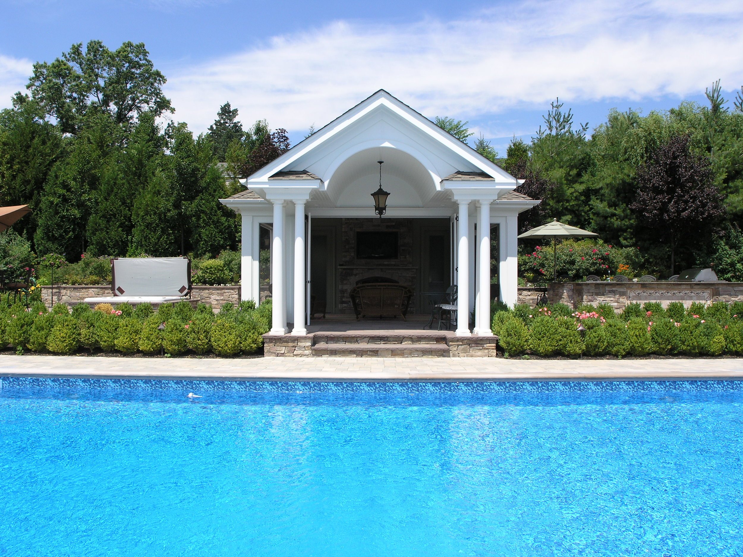 Swimming Pool designed for everyday use and summer gatherings in Commack, NY