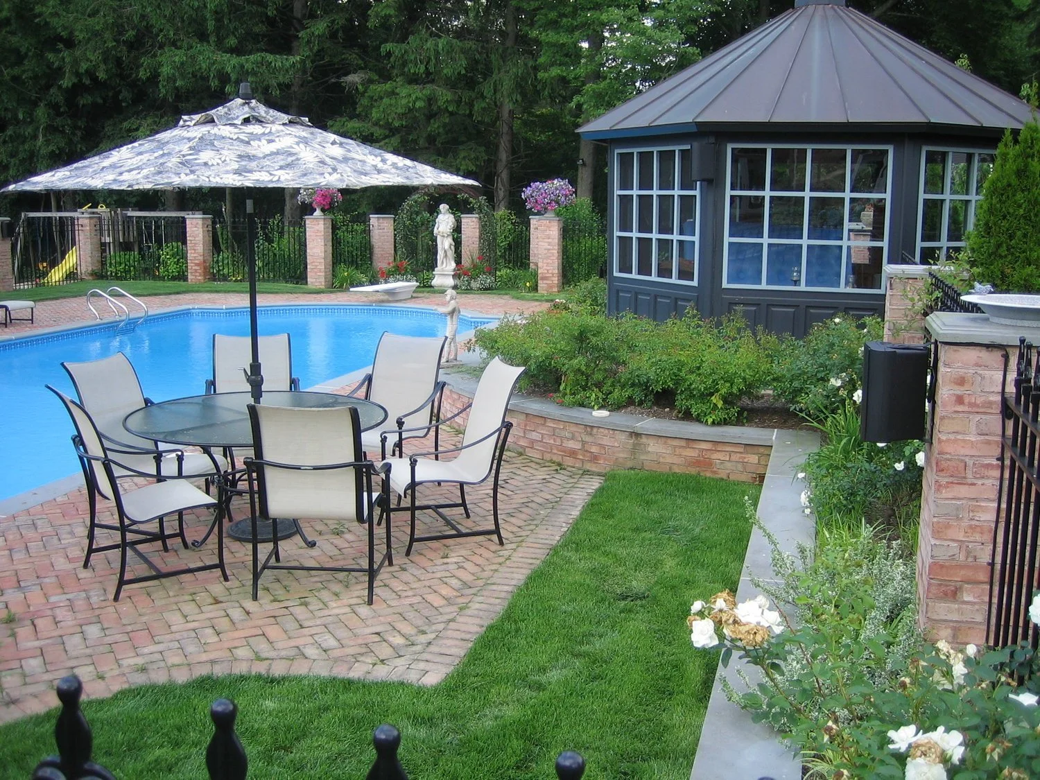 Get Ready for Relaxing Afternoon Teas Next Season With a Custom Gazebo in Your Smithtown, NY Backyard
