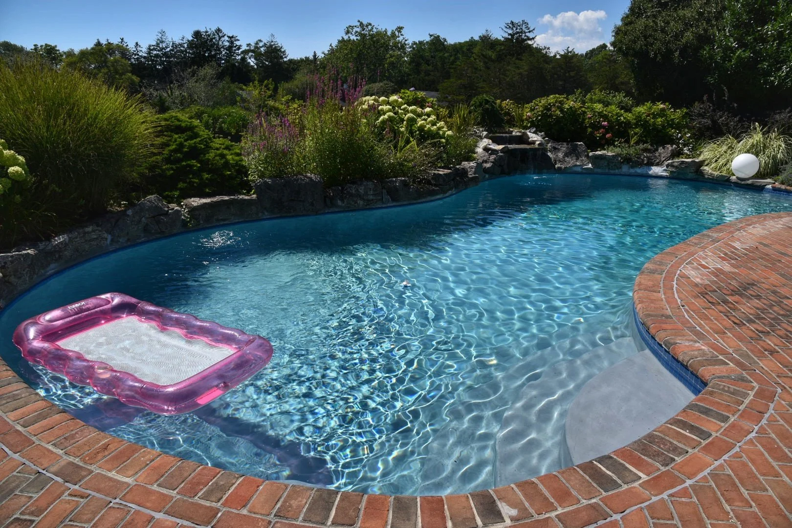 Explore the Potential of a Swimming Pool in the Oyster Bay and Old Westbury, NY Areas