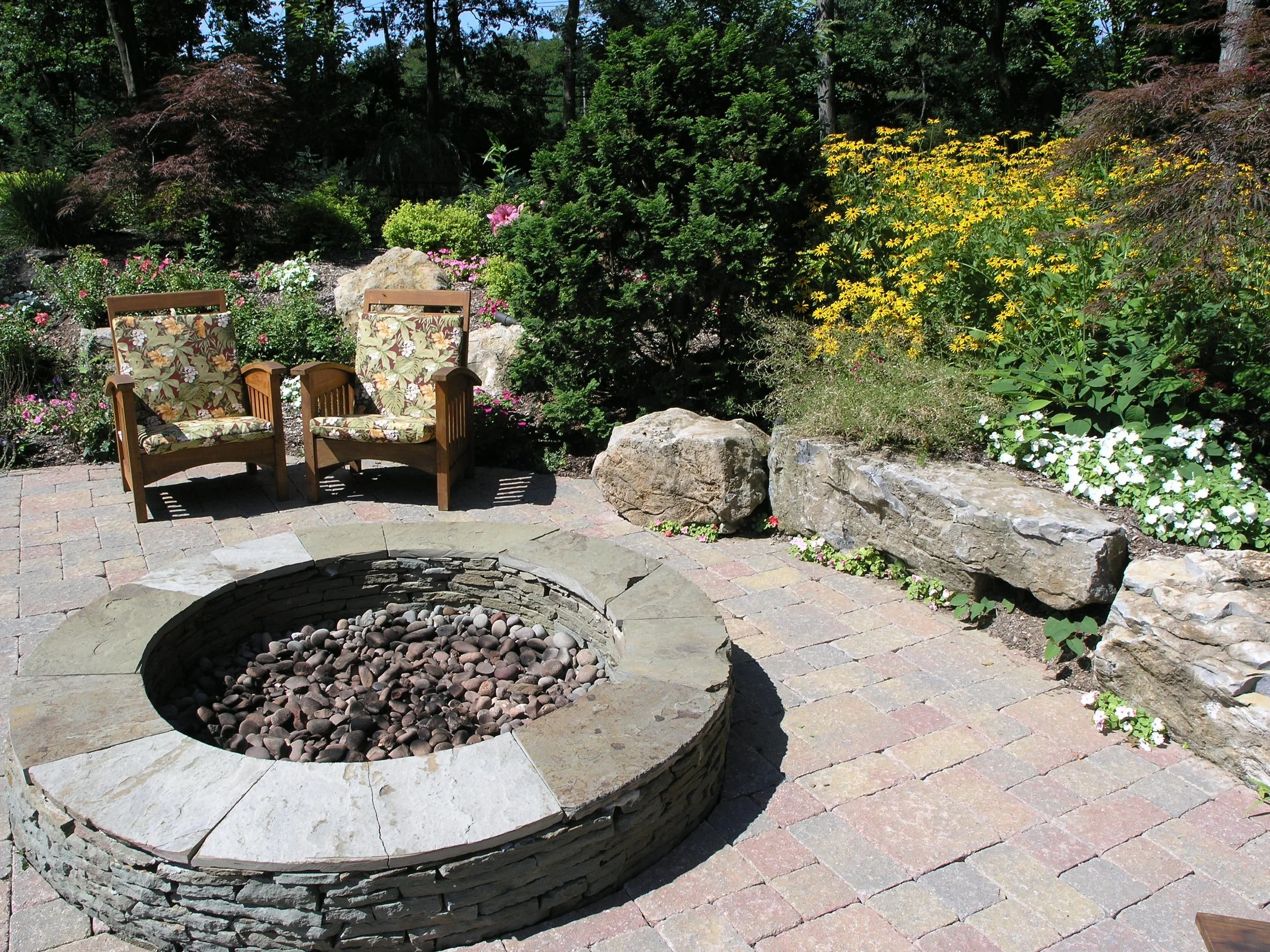 The Many Uses of Expert Masonry in a Modern Landscape in the Deer Park and Stony Brook, NY Areas