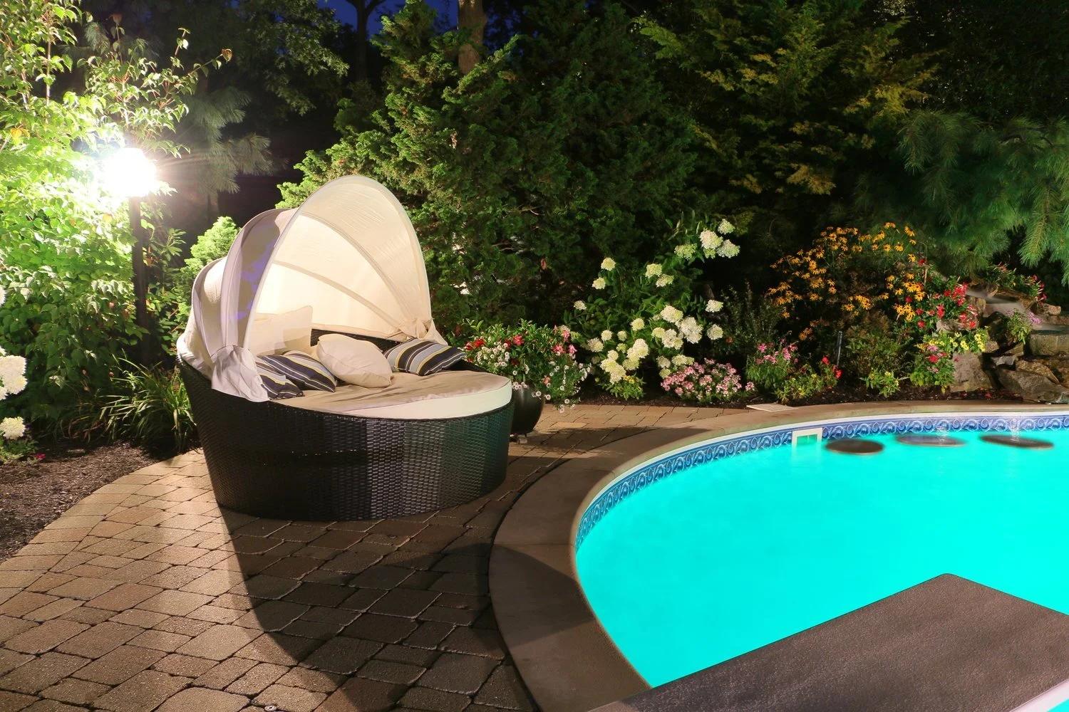 Bring Attention to Your Best Landscaping Features All Evening With Outdoor Lighting in the Port Washington, NY, Area