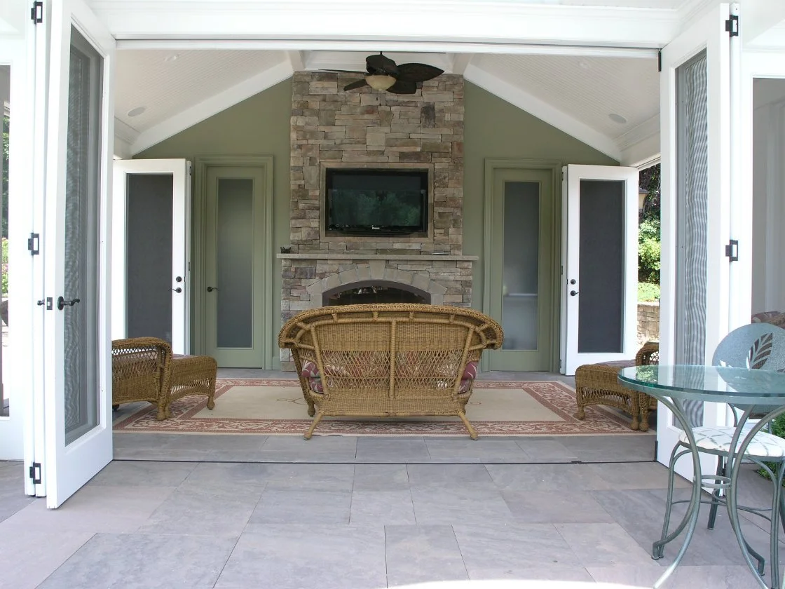 8 Landscaping Tips for Enjoying Your Outdoor Fireplace for as Many Months as Possible on Long Island, NY