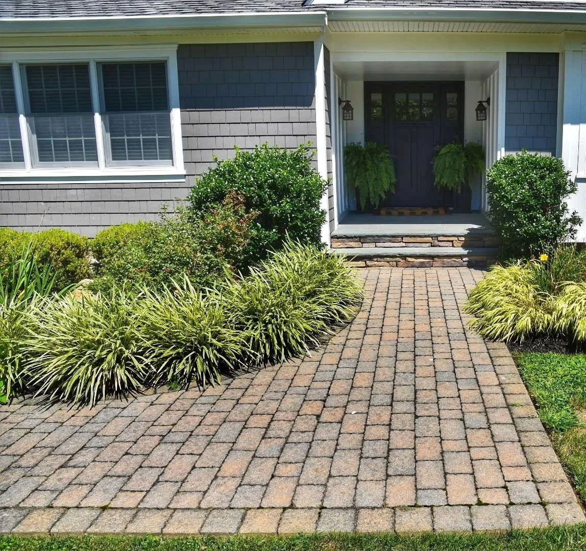 Here Are 5 Reasons You Should Hire a Unilock Contractor for Your Dix Hills, NY, Area Landscape Projects