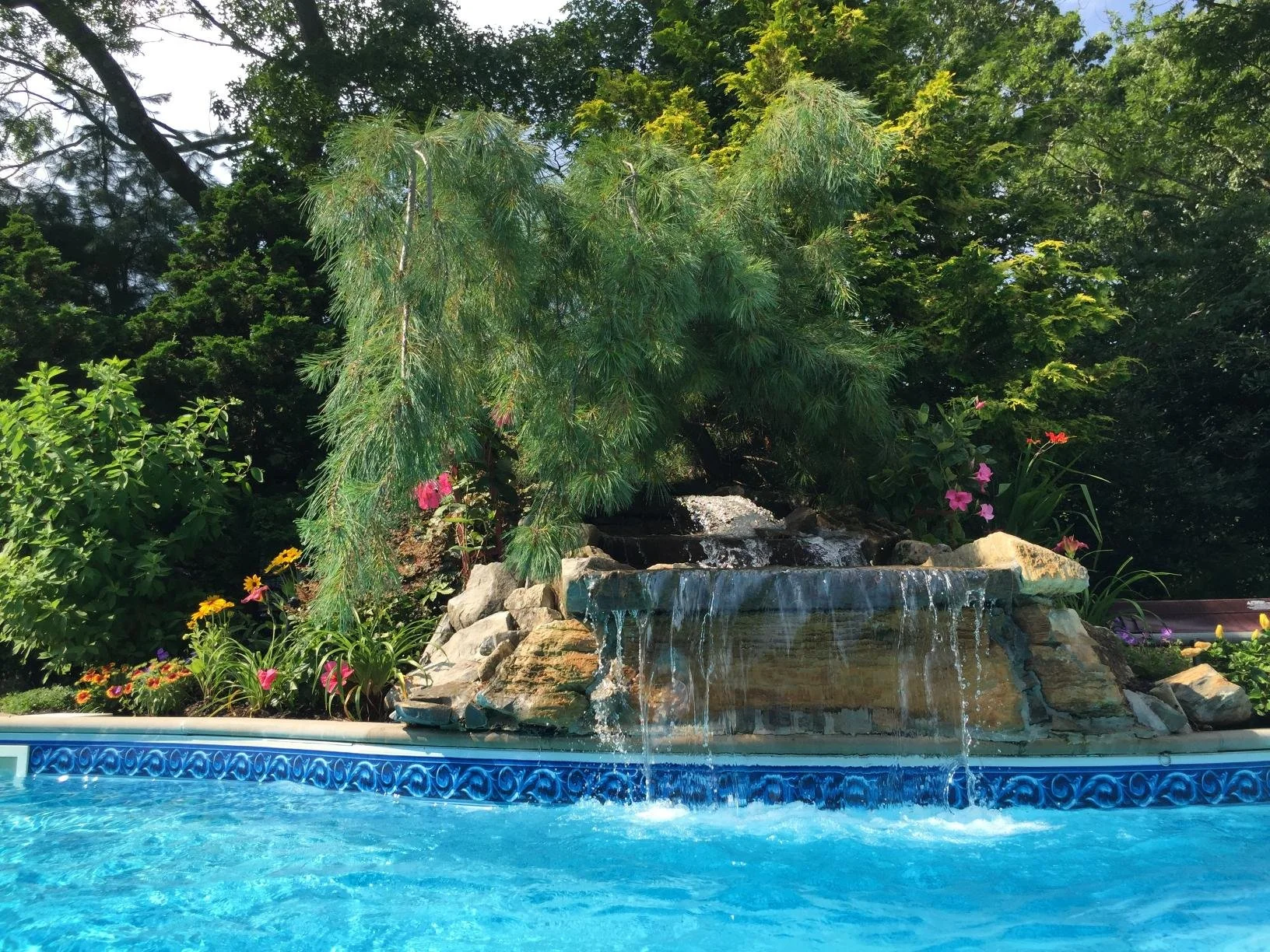 Pools &amp; Water Features