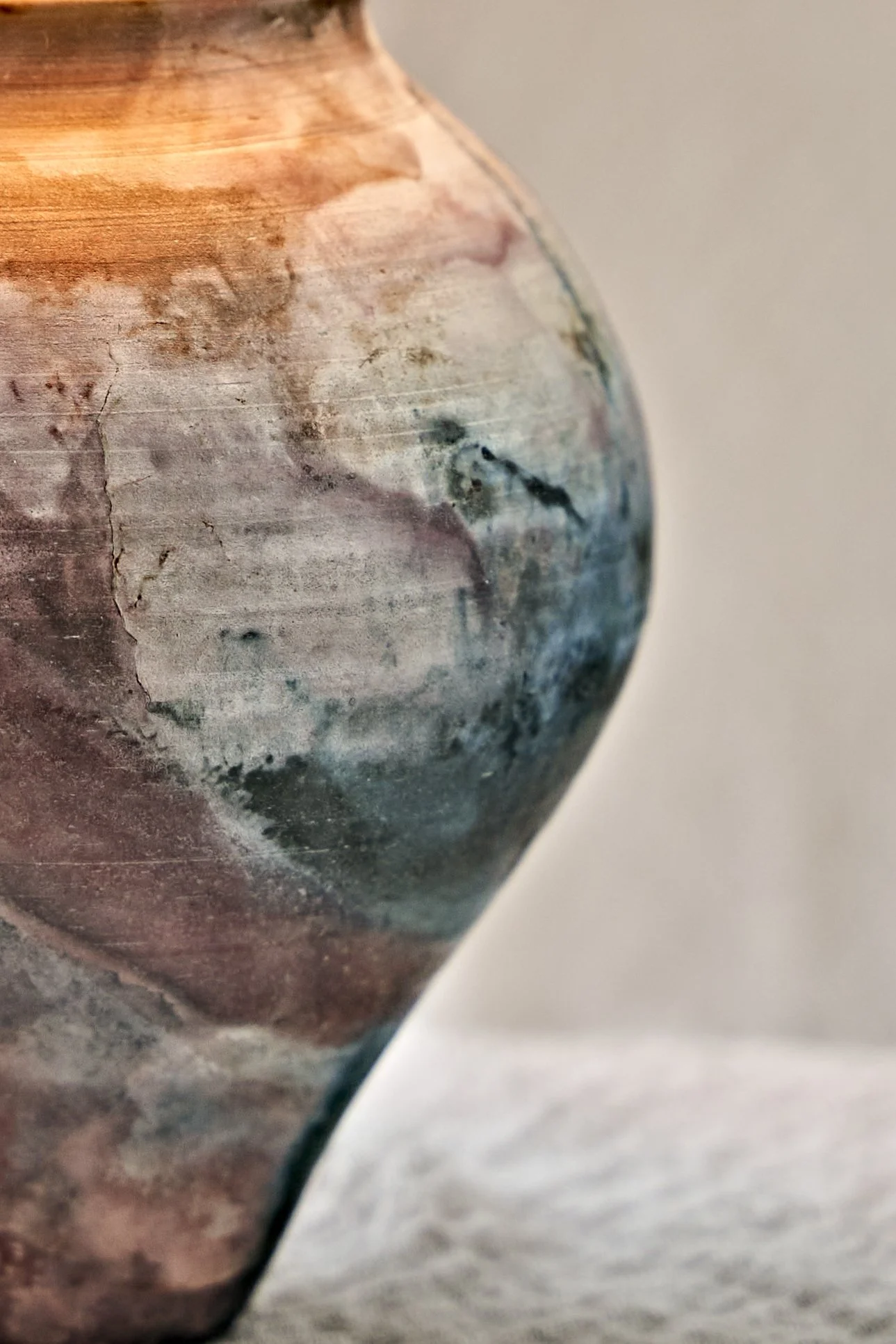 202511-Candere-Clay-Pit-Fired-Orb-04- 43 1-3.jpg