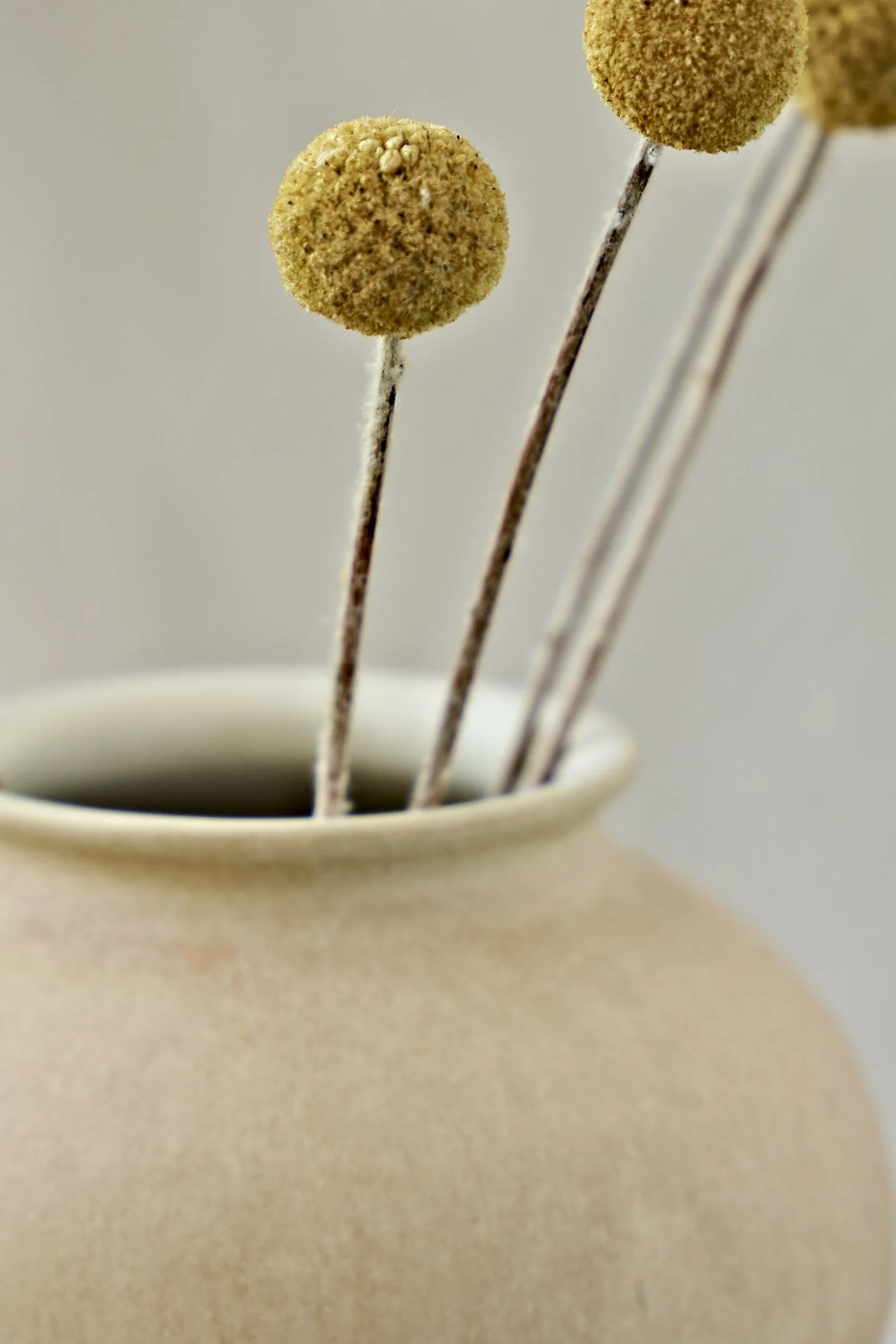 202511-Candere-Clay-Vases-In-Stock- 10-2.jpg