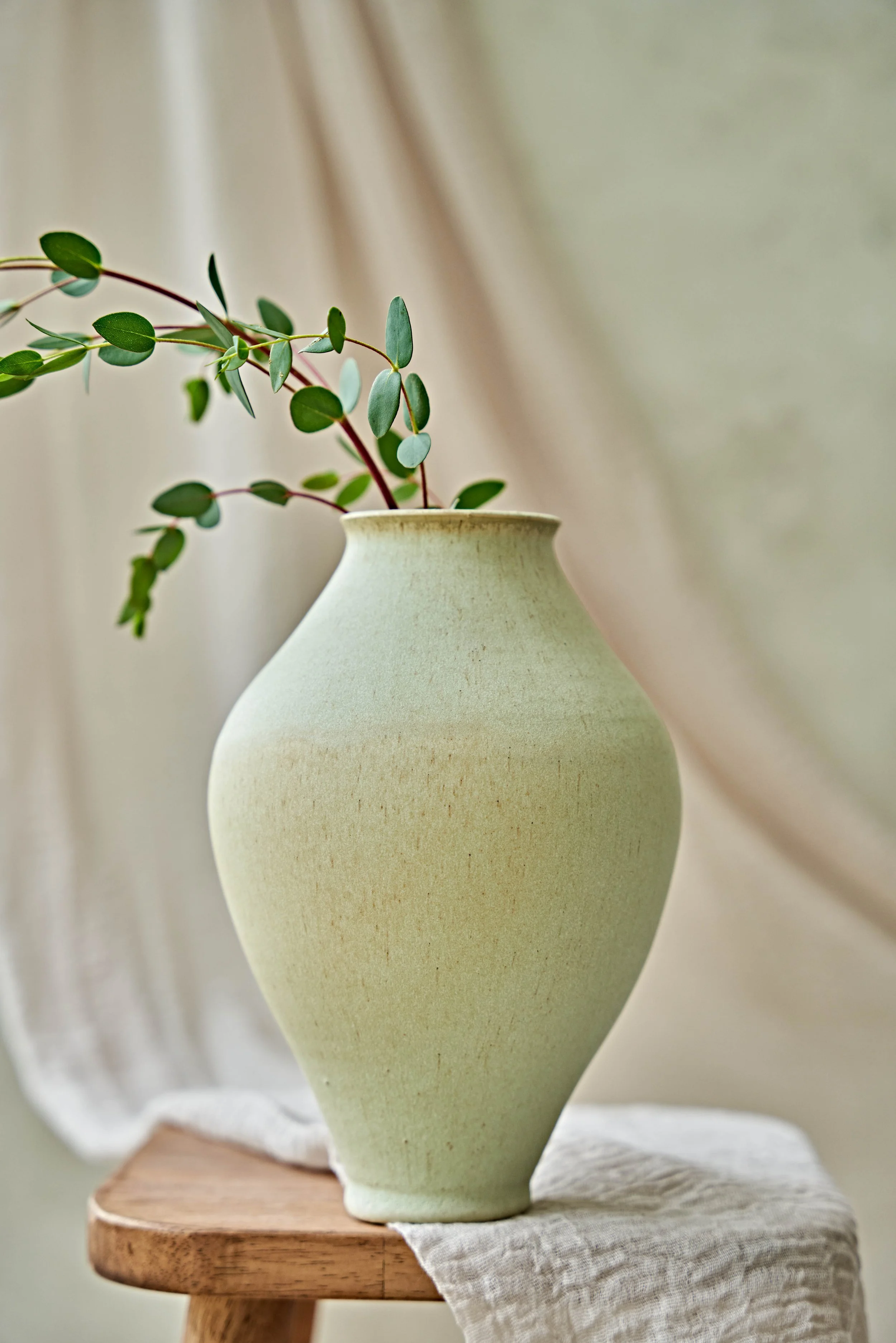 Candere-Porcelain-Vase-6-1384-Rylee.jpg
