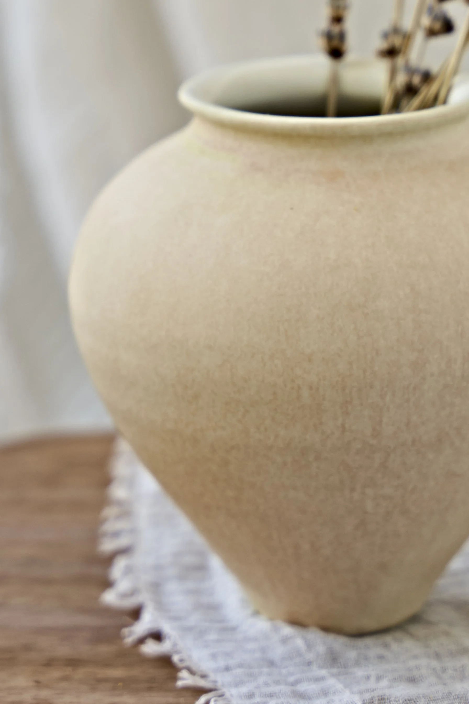 202511-Candere-Clay-Vases-In-Stock- 15-2.jpg