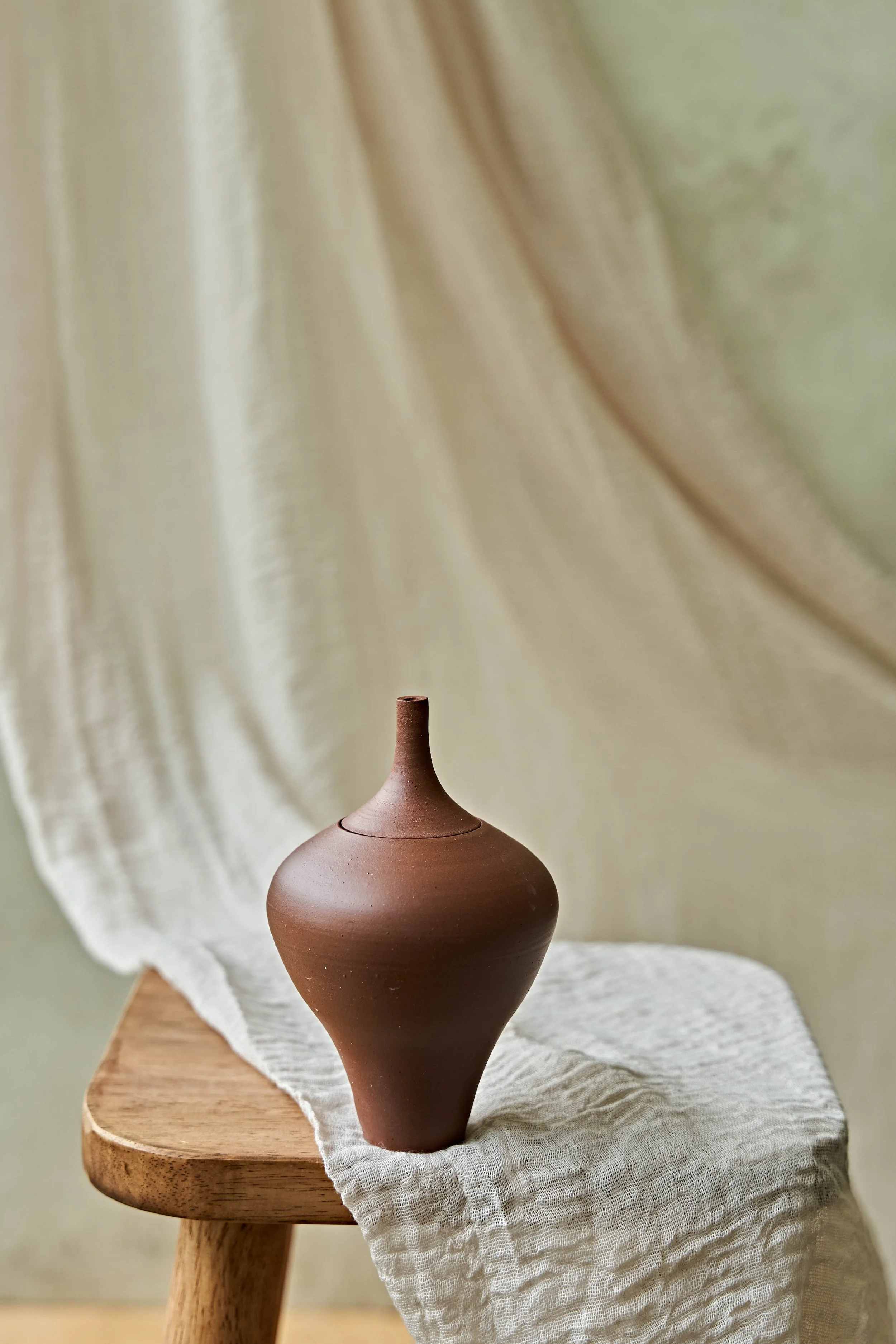 Nerida Oil Lamp