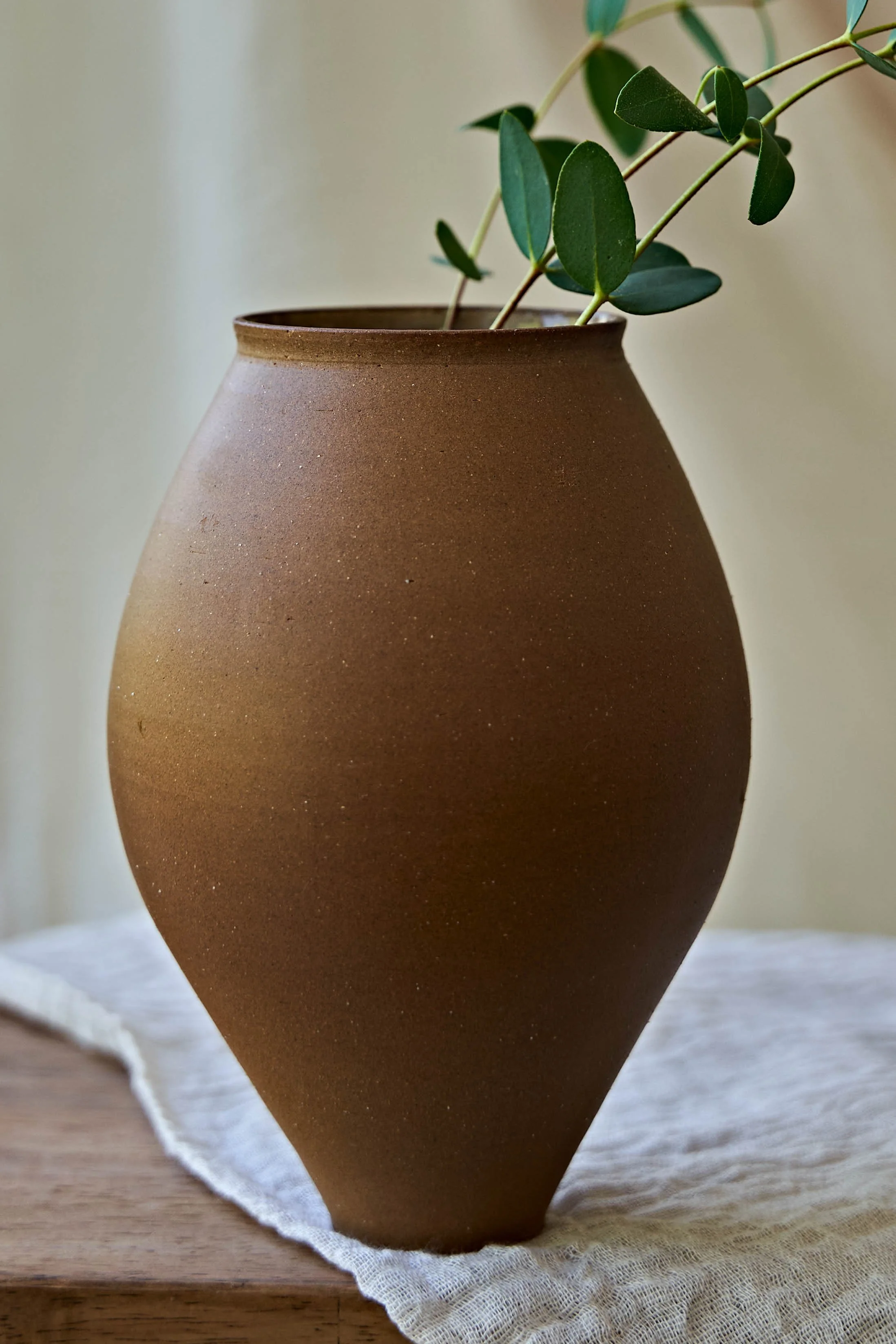Candere-SmoothRed-Vase-6-2800.jpg