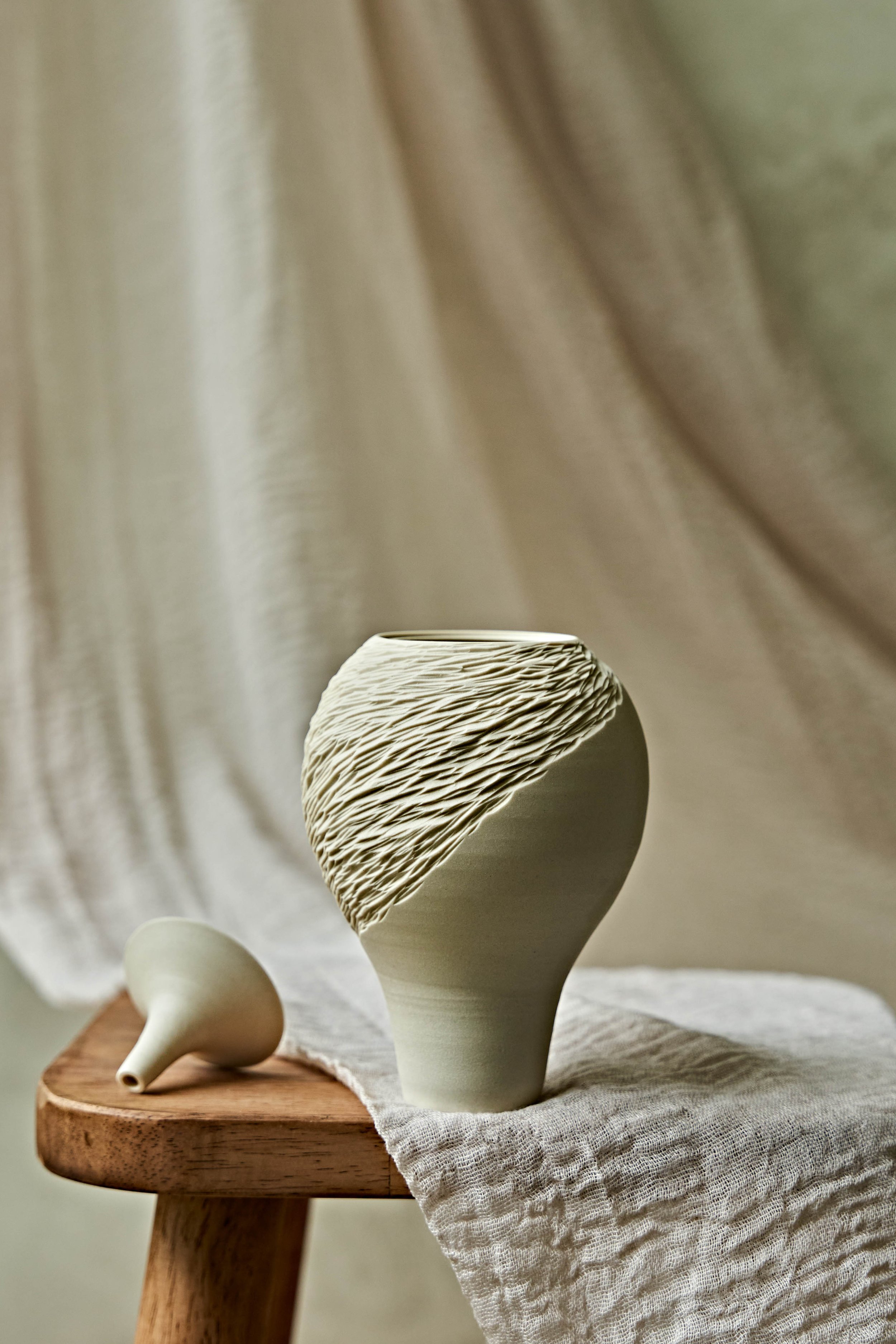Candere-Porcelain-Oil-Lamps-2-0184.jpg