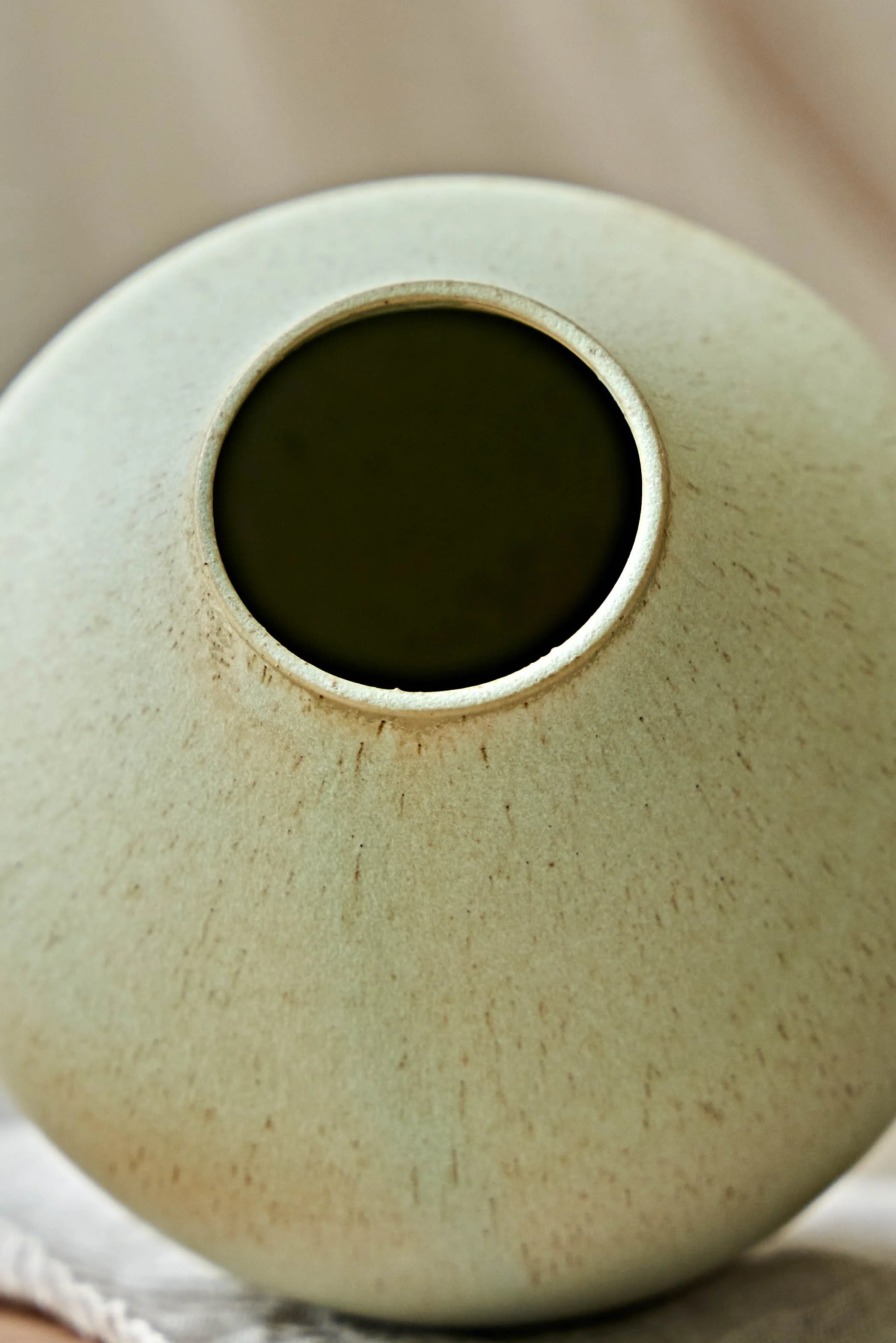 Candere-Porcelain-Vase-5-1394.jpg
